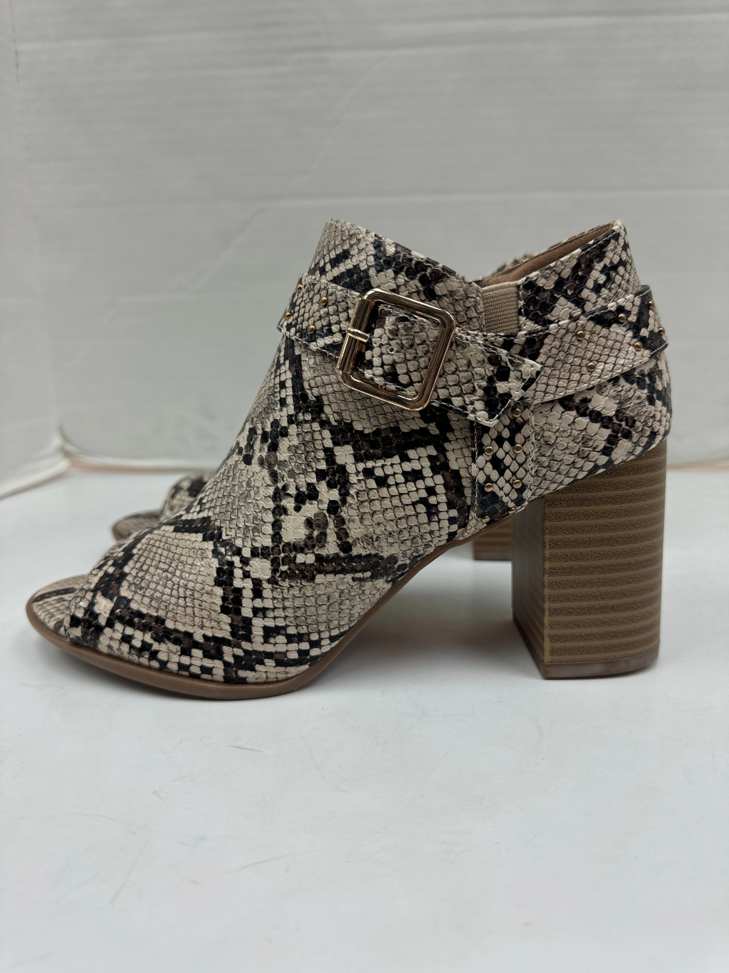 Ultra Soft Luxury Look Shoes Heels Block By Clothes Mentor In Snakeskin Print, Size: 8