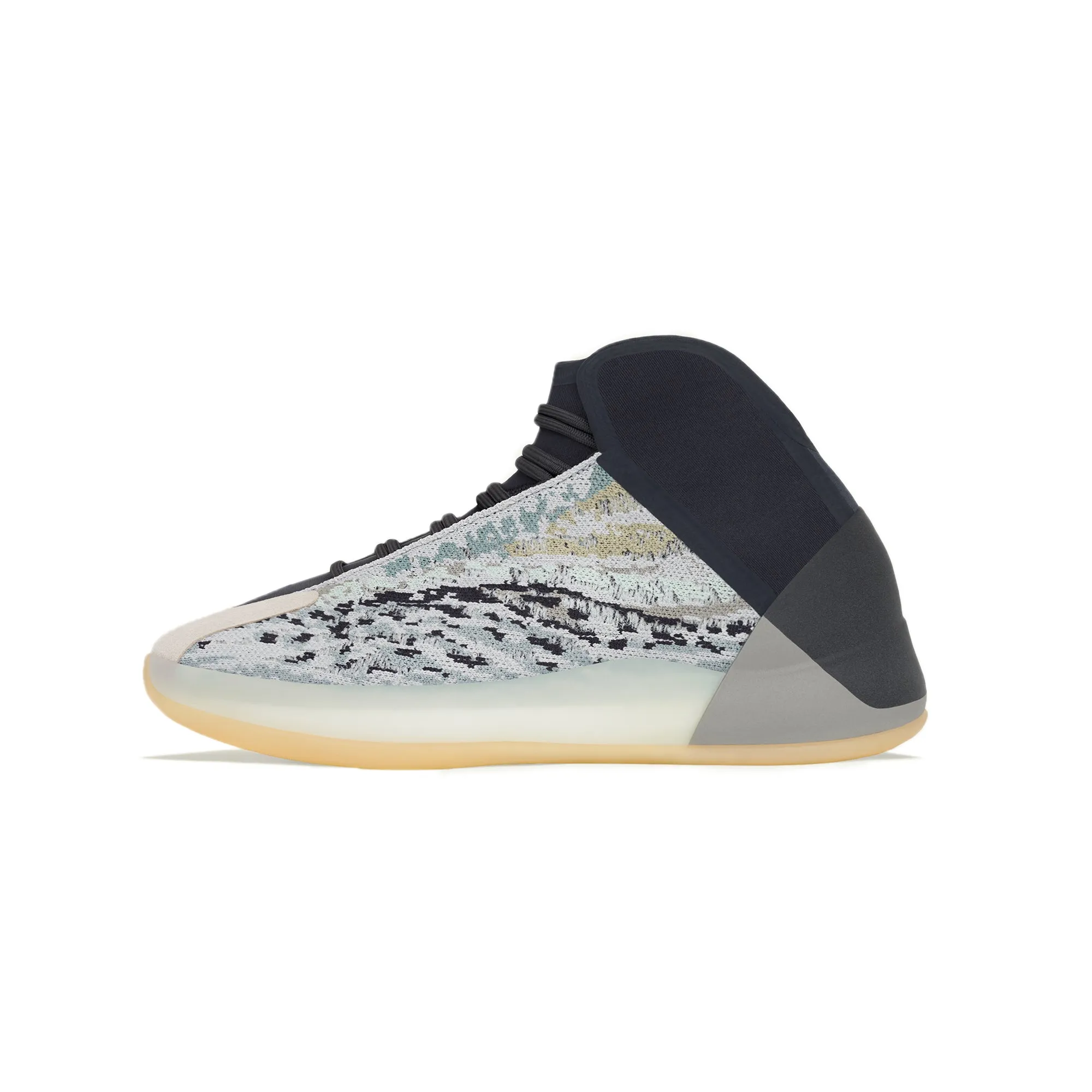 Adidas Mens Yeezy QNTM Sea Teal Shoes Track and field running in a prairie area shoes