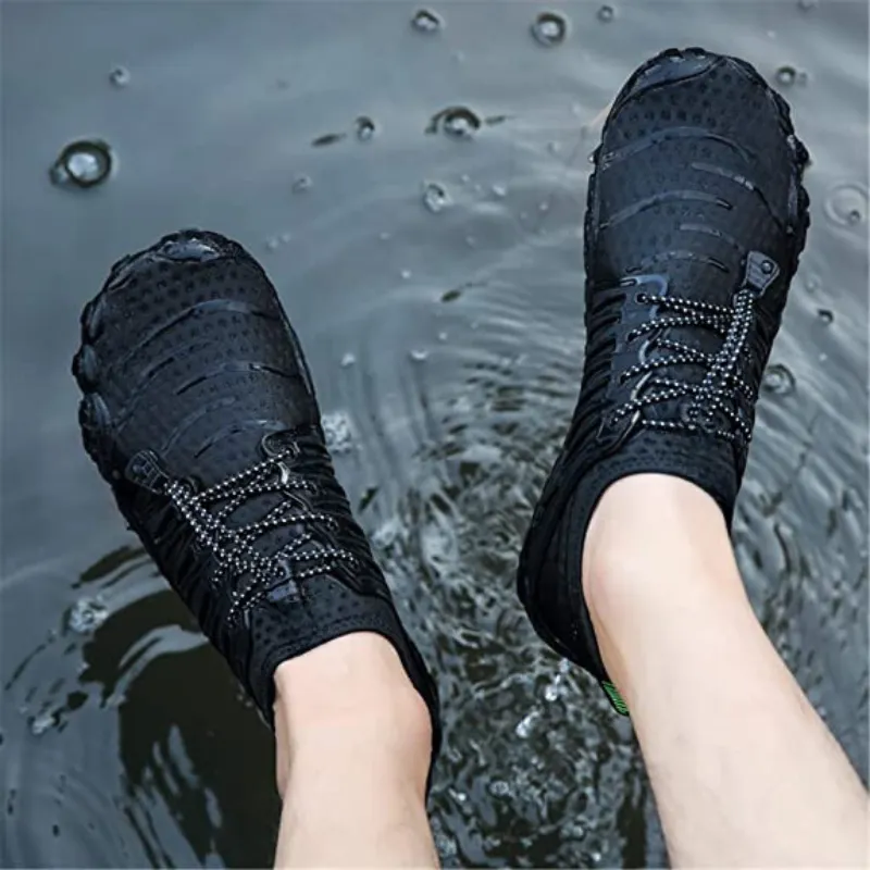 Men And Women Beach Sports Shoes