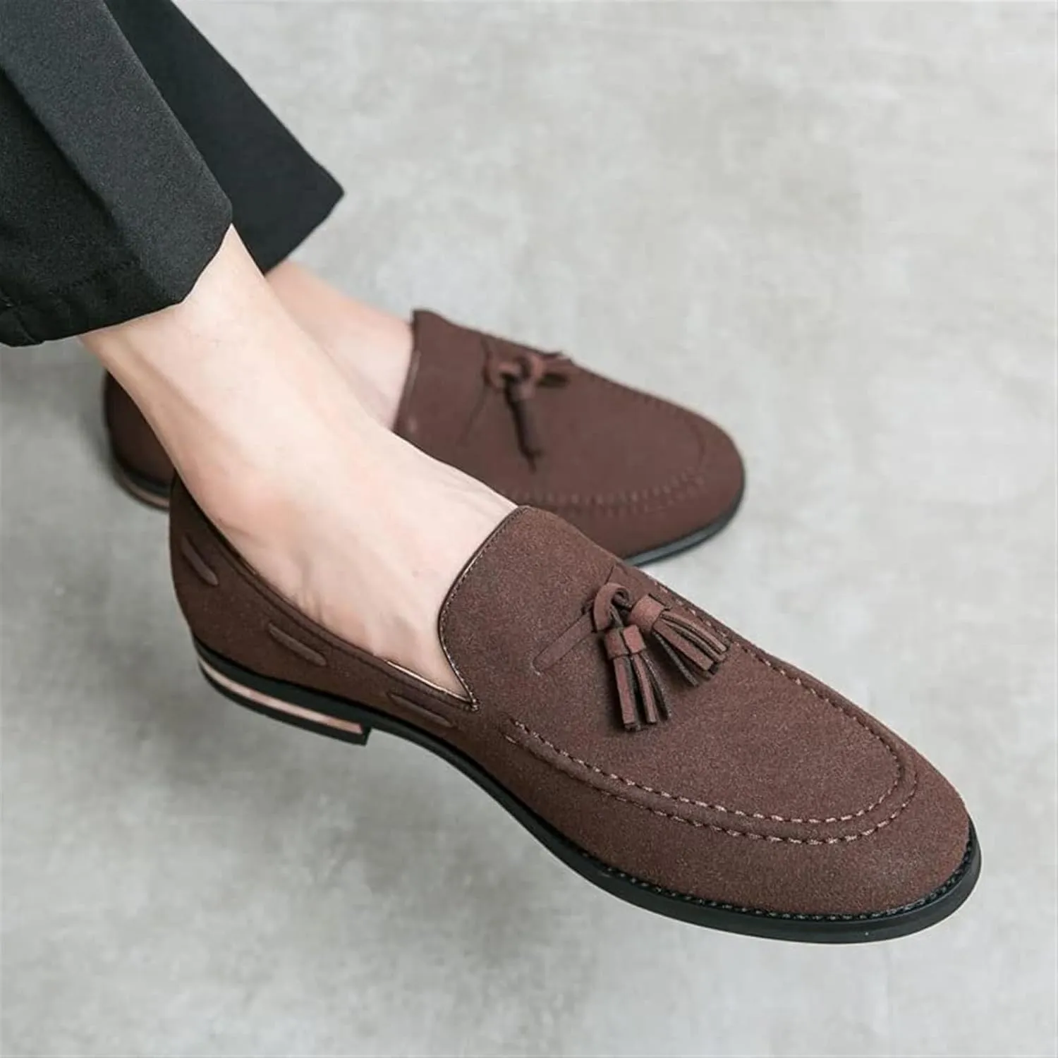 Men's Casual Tassel Loafers Slip On Driving Shoes Fashion Lightweight Shoes Hand-Sewn Suede Penny Loafers Shoes Business Chunky Heel Dress Shoes Outdoor Walking Office Work Shoes for Men