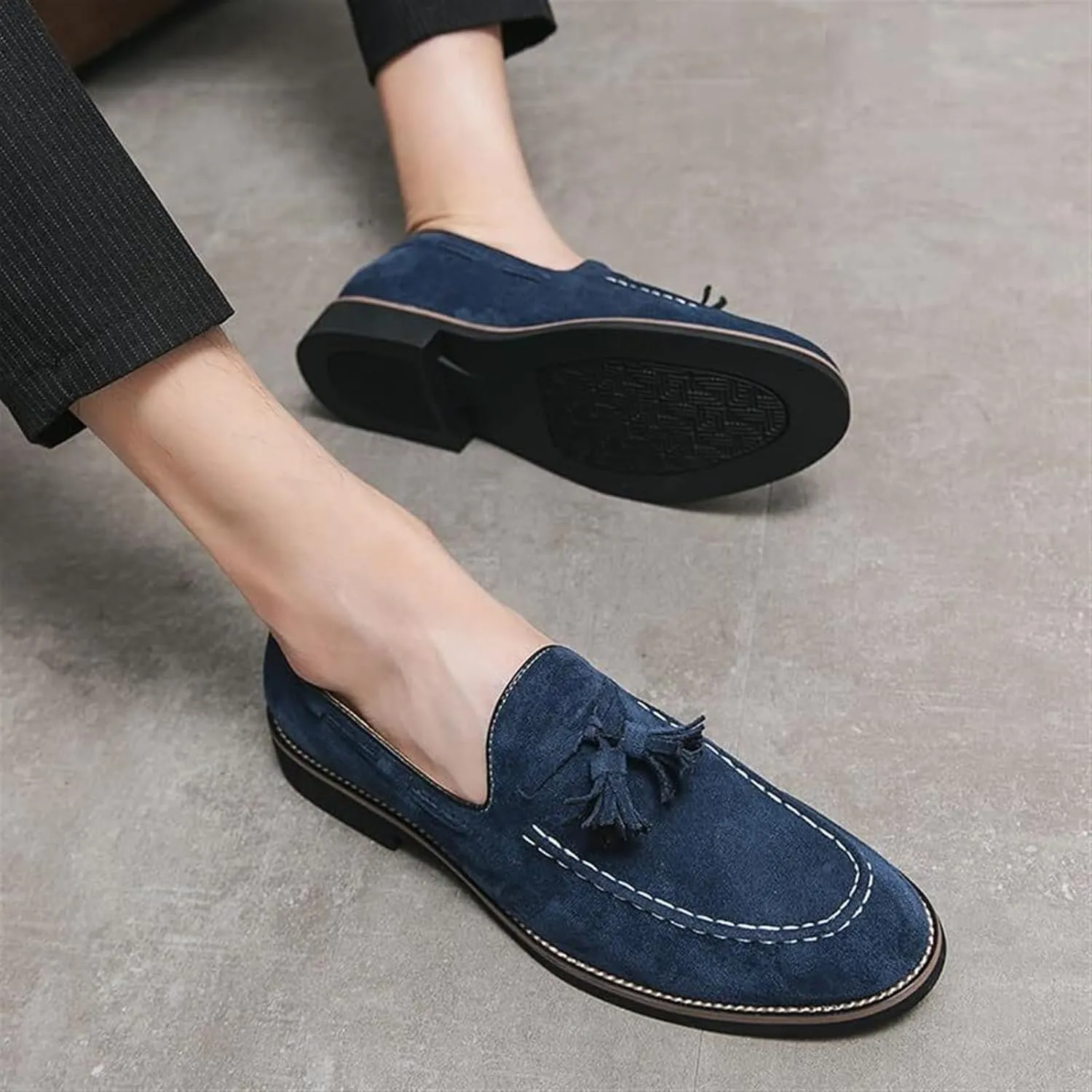 Men's Casual Tassel Loafers Slip On Driving Shoes Fashion Lightweight Shoes Hand-Sewn Suede Penny Loafers Shoes Business Dress Shoes for Men