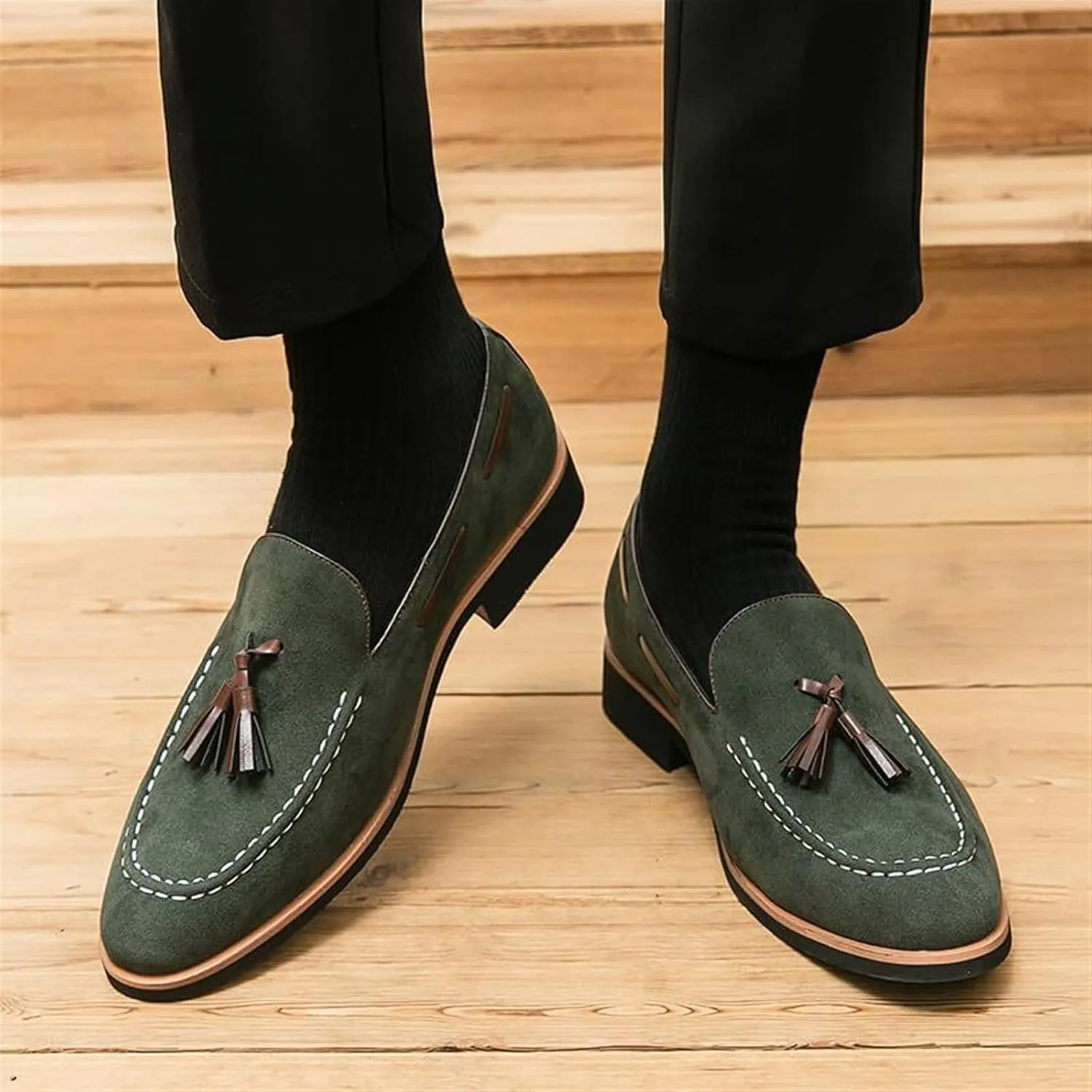 Men's Casual Tassel Loafers Slip On Driving Shoes Fashion Lightweight Shoes Hand-Sewn Suede Penny Loafers Shoes Business Dress Shoes for Prom Office Work