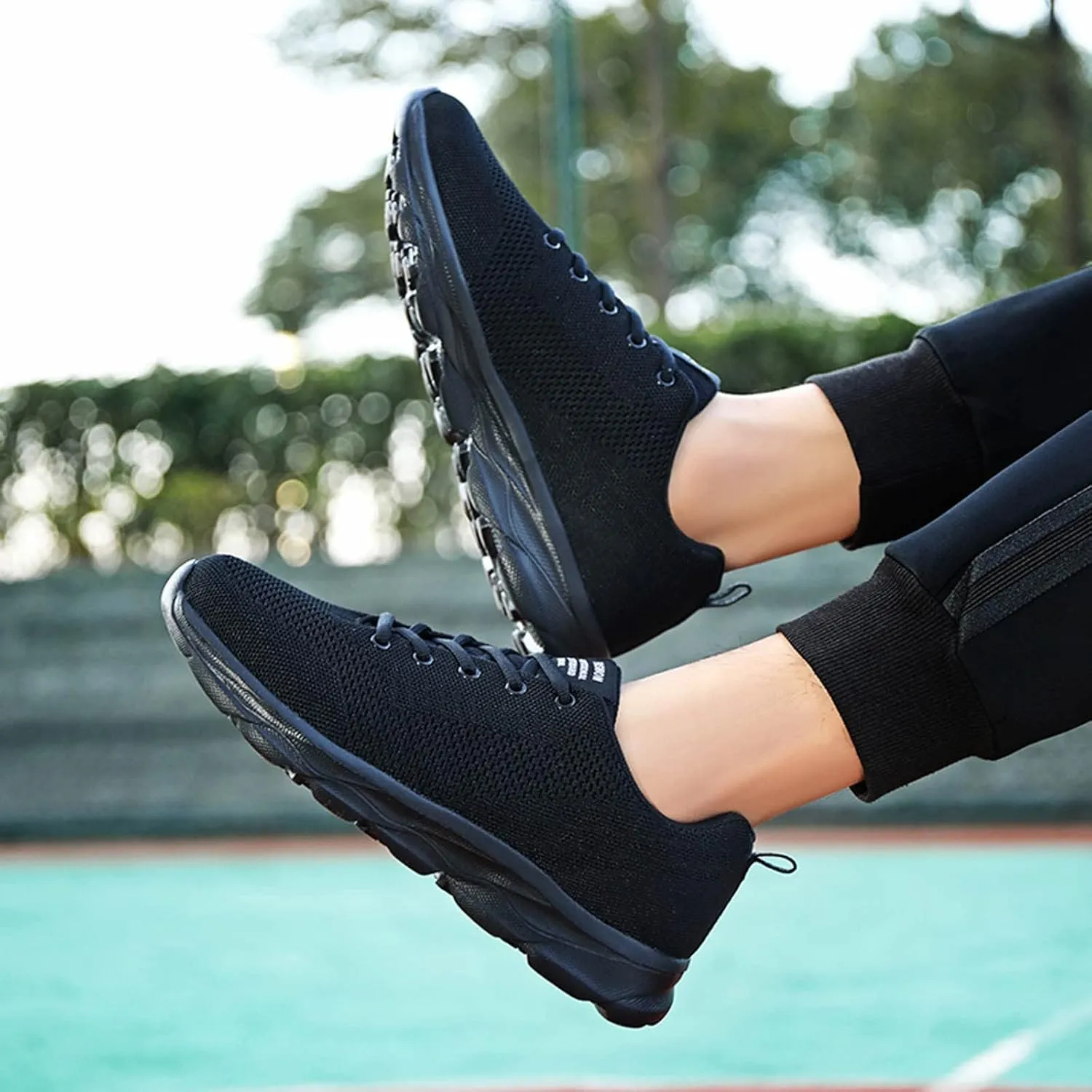 Men's Classic Casual Walking Shoes Breathable and Light Outdoor Comfy Walking Shoe Casual Elderly Lace Up Shoes