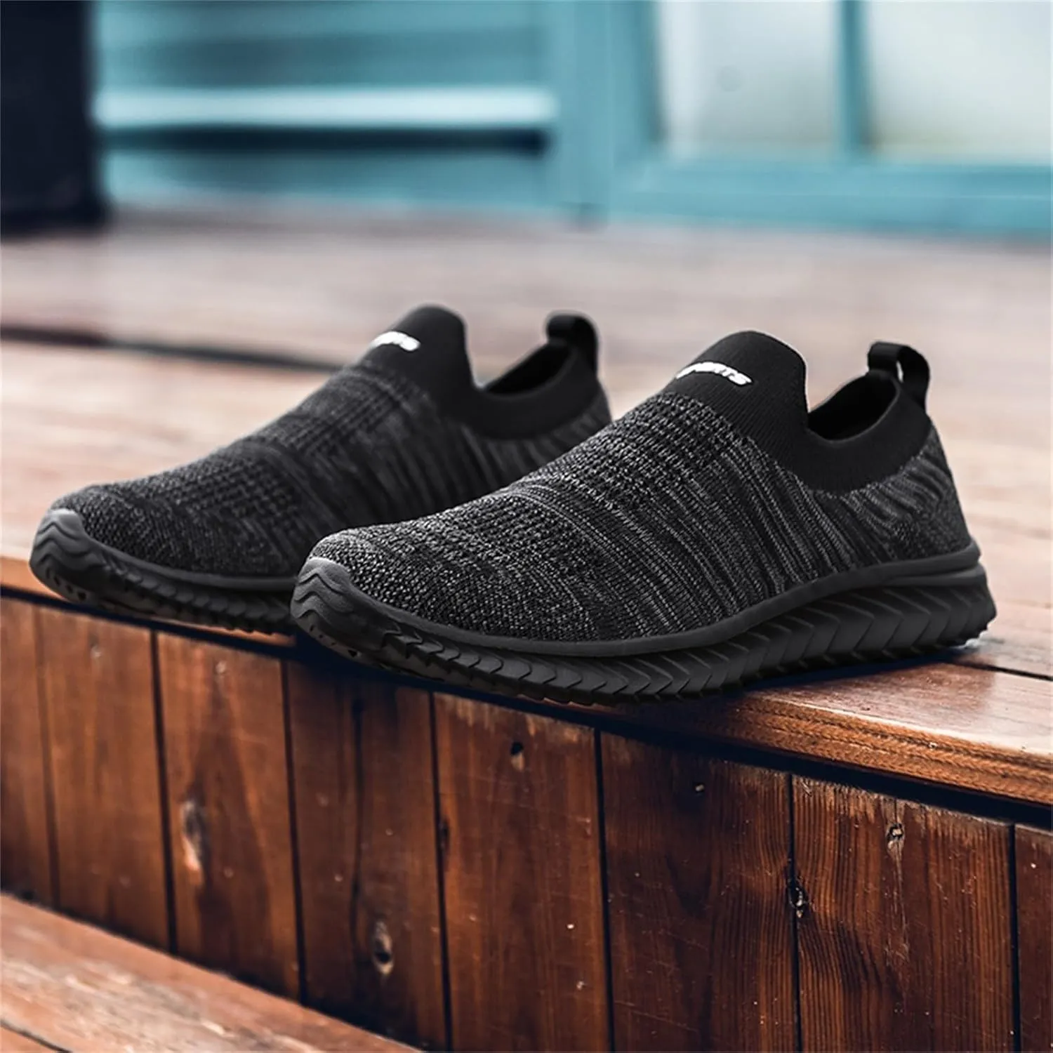 Men's Comfortable Diabetic Shoes Breathable Casual Comfortable Walking Sneaker Convenient Elderly Slip On Shoes