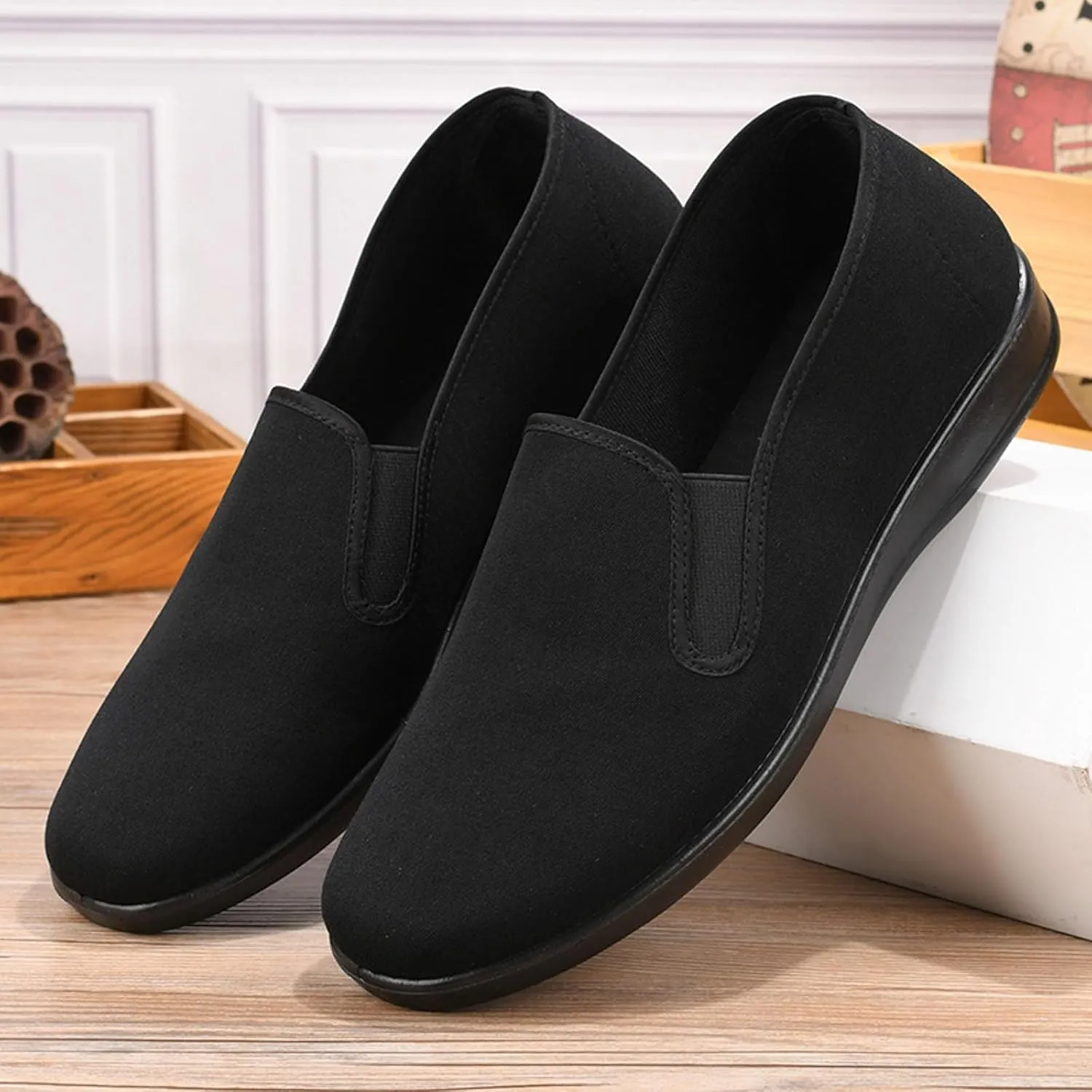 Men's Lightweight Non Slip Barefoot Shoes Work Shoes Breathable Comfortable Sneakers Flat Bottom Womens Running