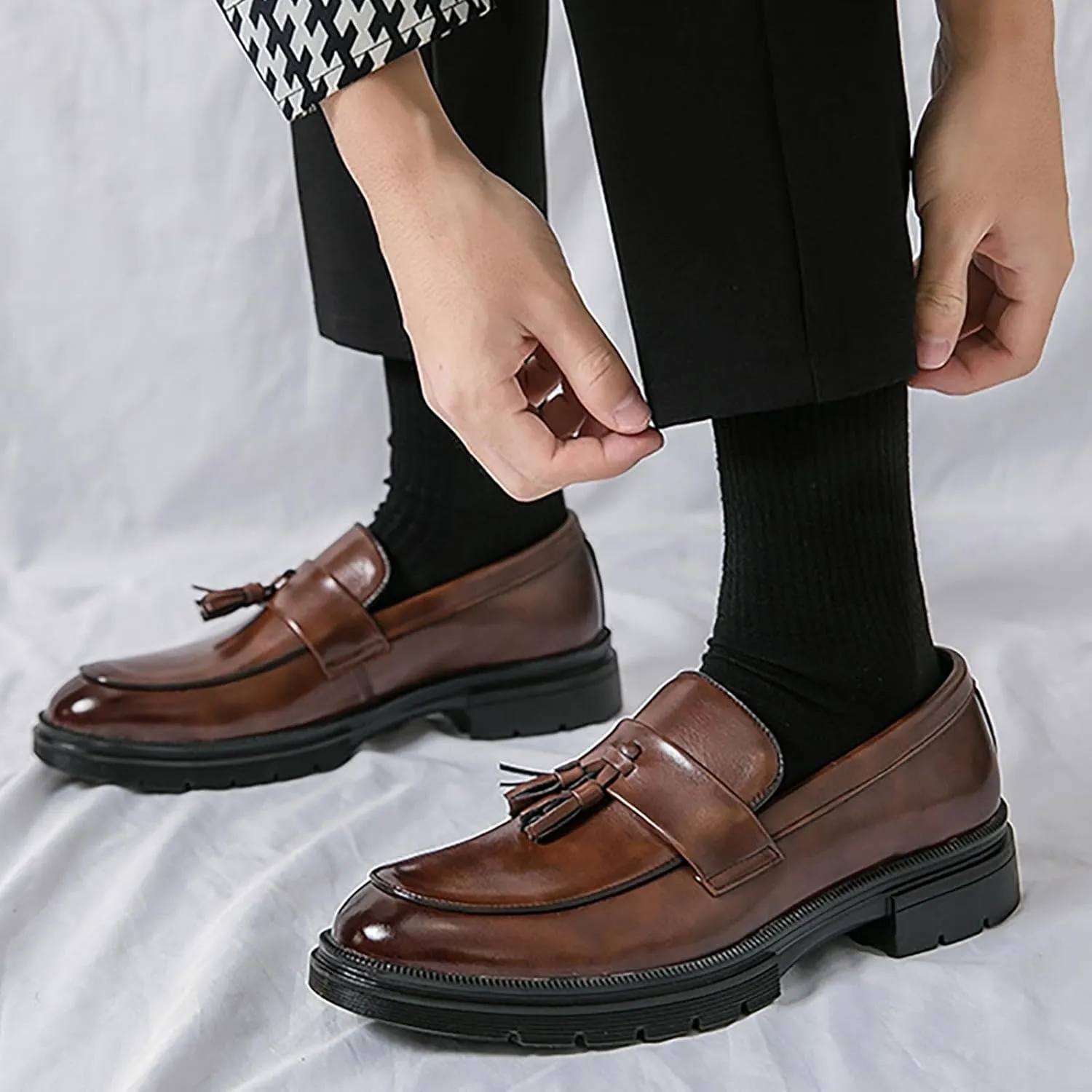 Men's Tassel Leather Slip-on Oxfords， Soft and Comfortable Slip-on Footwear Driving Party Business Work Shoes