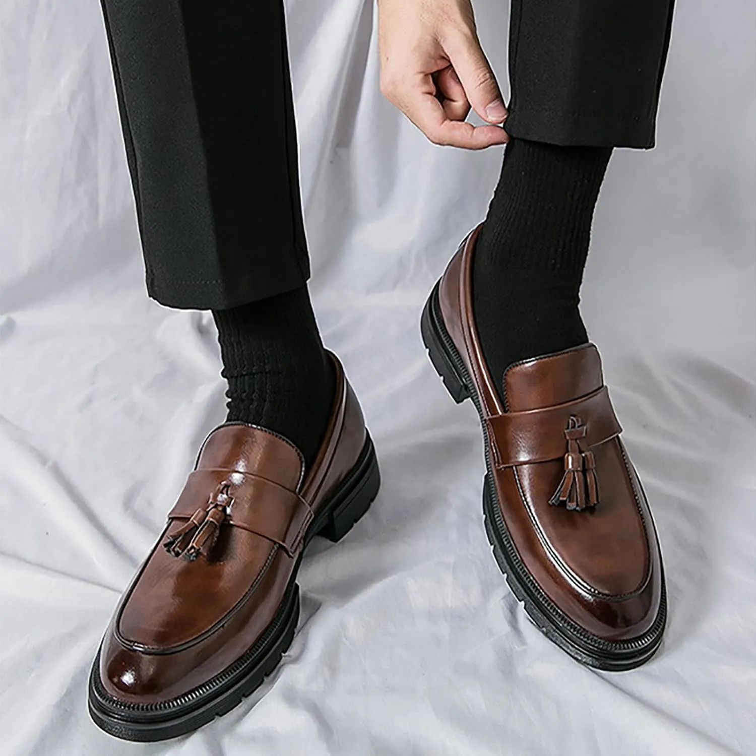 Men's Tassel Leather Slip-on Oxfords， Soft and Comfortable Slip-on Footwear Driving Party Business Work Shoes