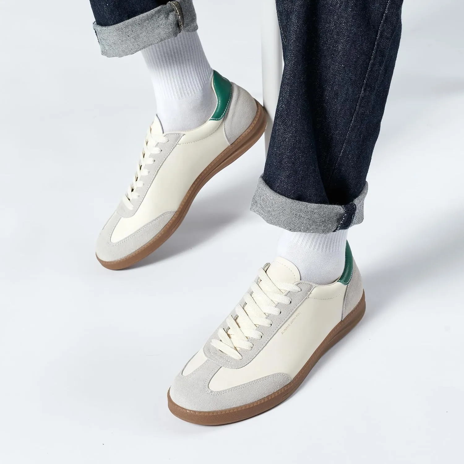 Men's Women's Fashion Sneakers Casual Leather Lace-up Sneakers Non-Slip Comfortable Casual Walking Shoes Breathable Non-Slip Running Tennis Outdoor Shoes