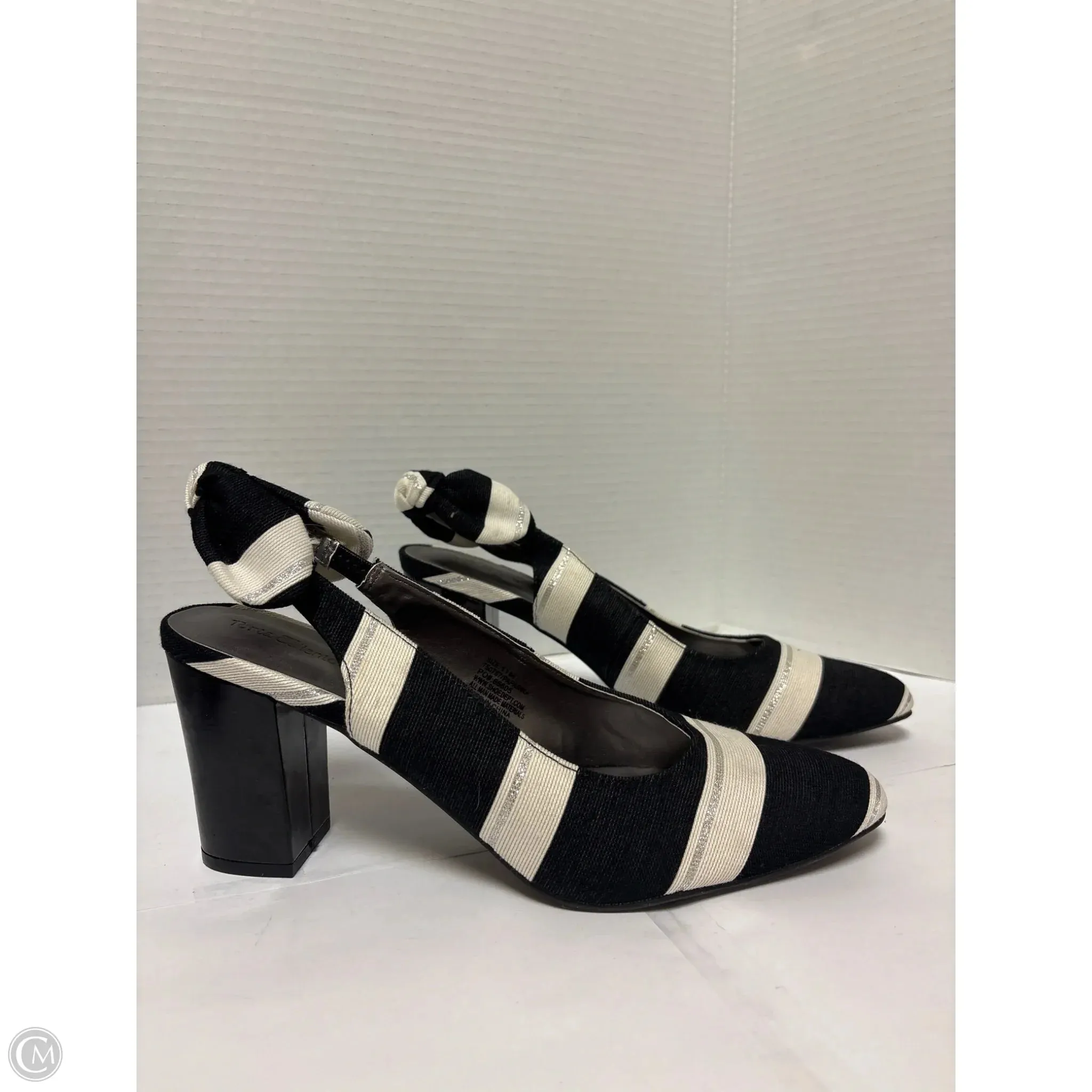 Comfy Sandals Work Ready Shoes Heels Block By Clothes Mentor In Black & White, Size: 11