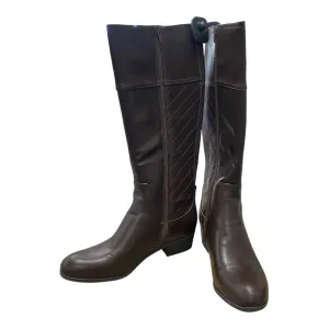 Boots Knee Flats By Liz Claiborne In Brown, Size:11 Classy Look Layered Walk