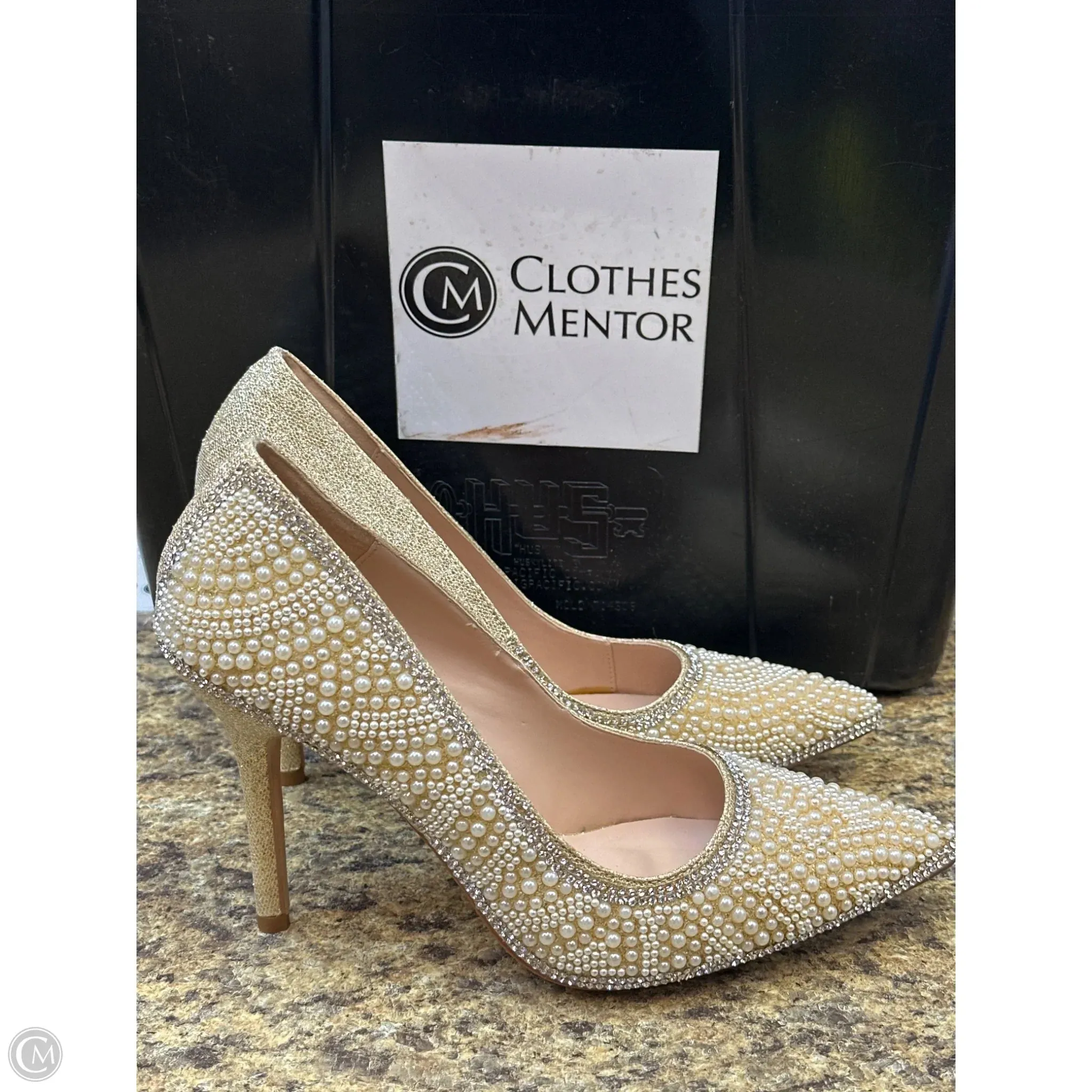 Wedding Footwear Velvet Wedding Heels Shoes Heels Stiletto By Cmf In Tan, Size: 8.5