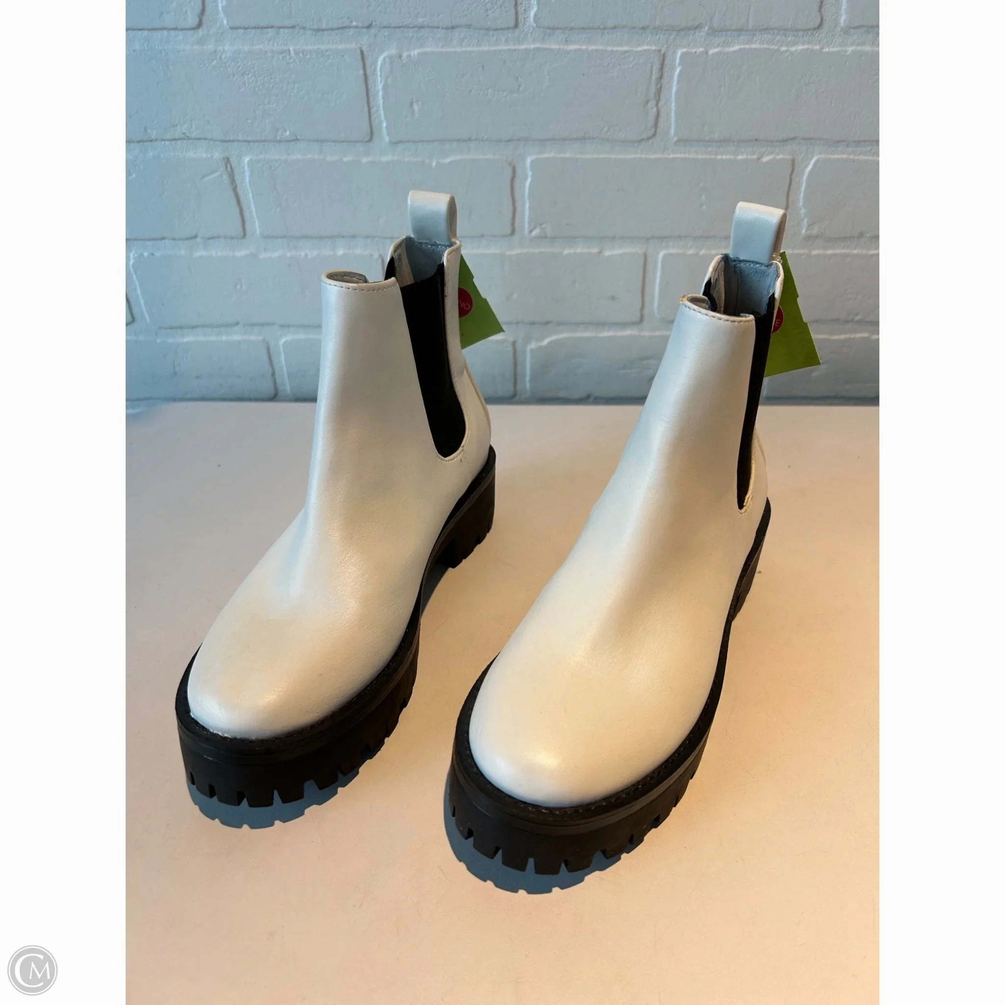 Chelsea Design Reliable Support Boots Ankle Flats By Bp In Black & White, Size: 6
