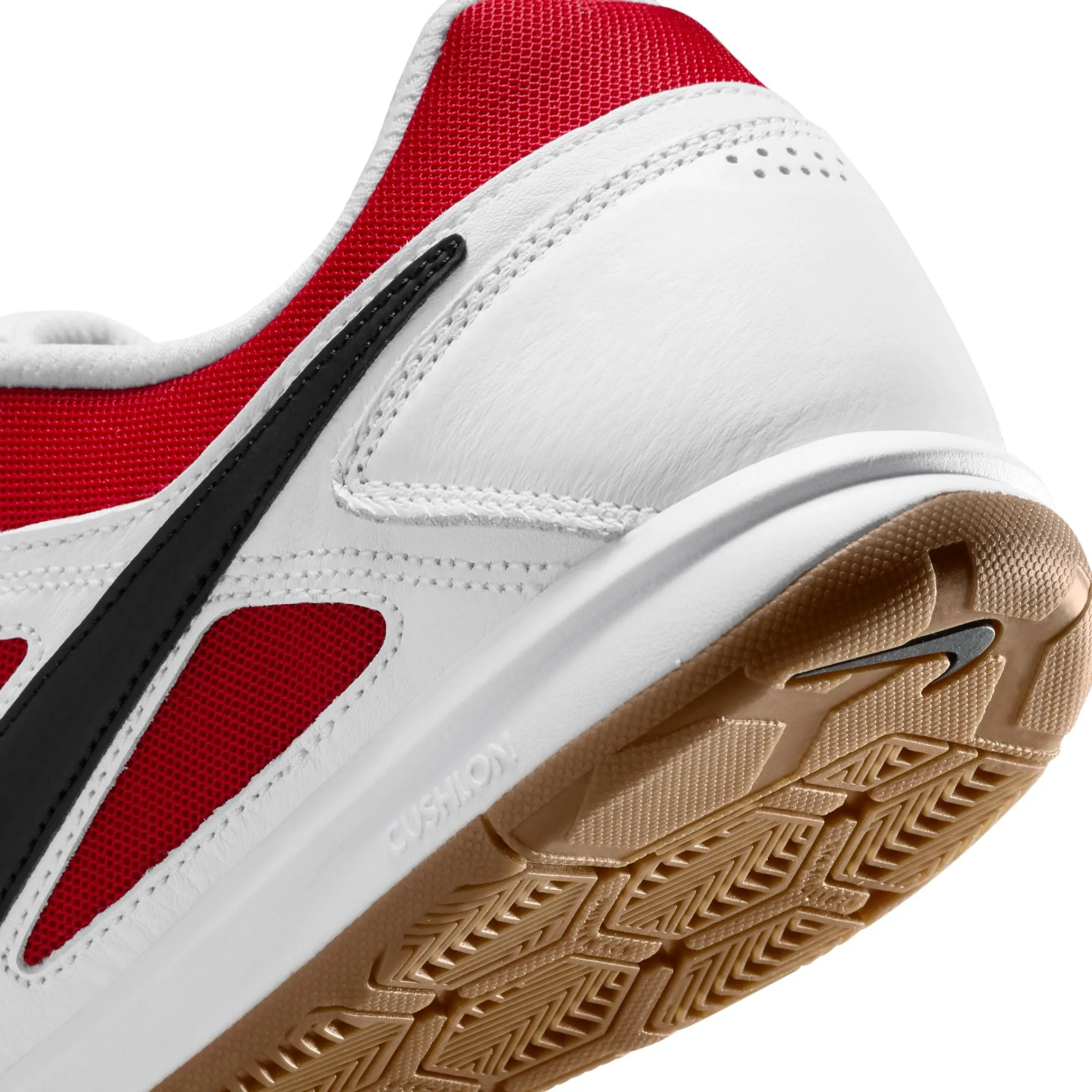 NIKE GATO Light Step Cushioning Tech