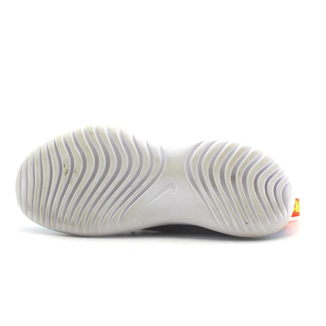 NIKE FLEX RUNNER LASER