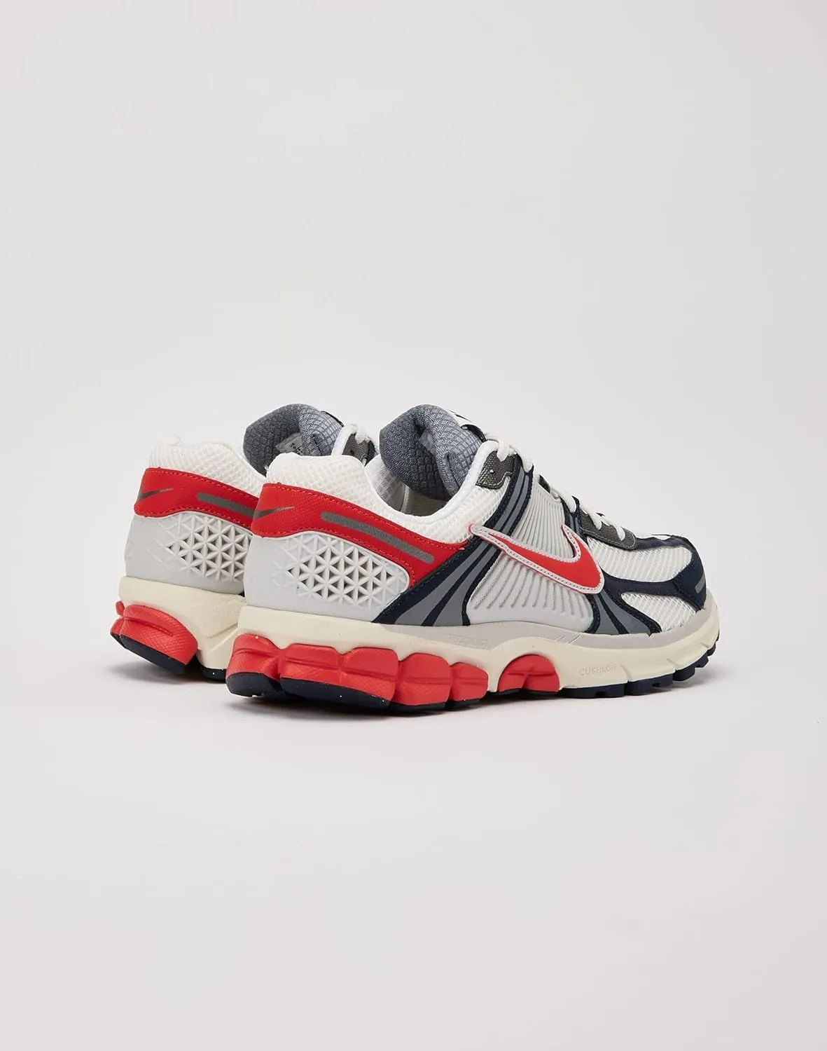 Nike Zoom Vomero 5 Men's Shoes