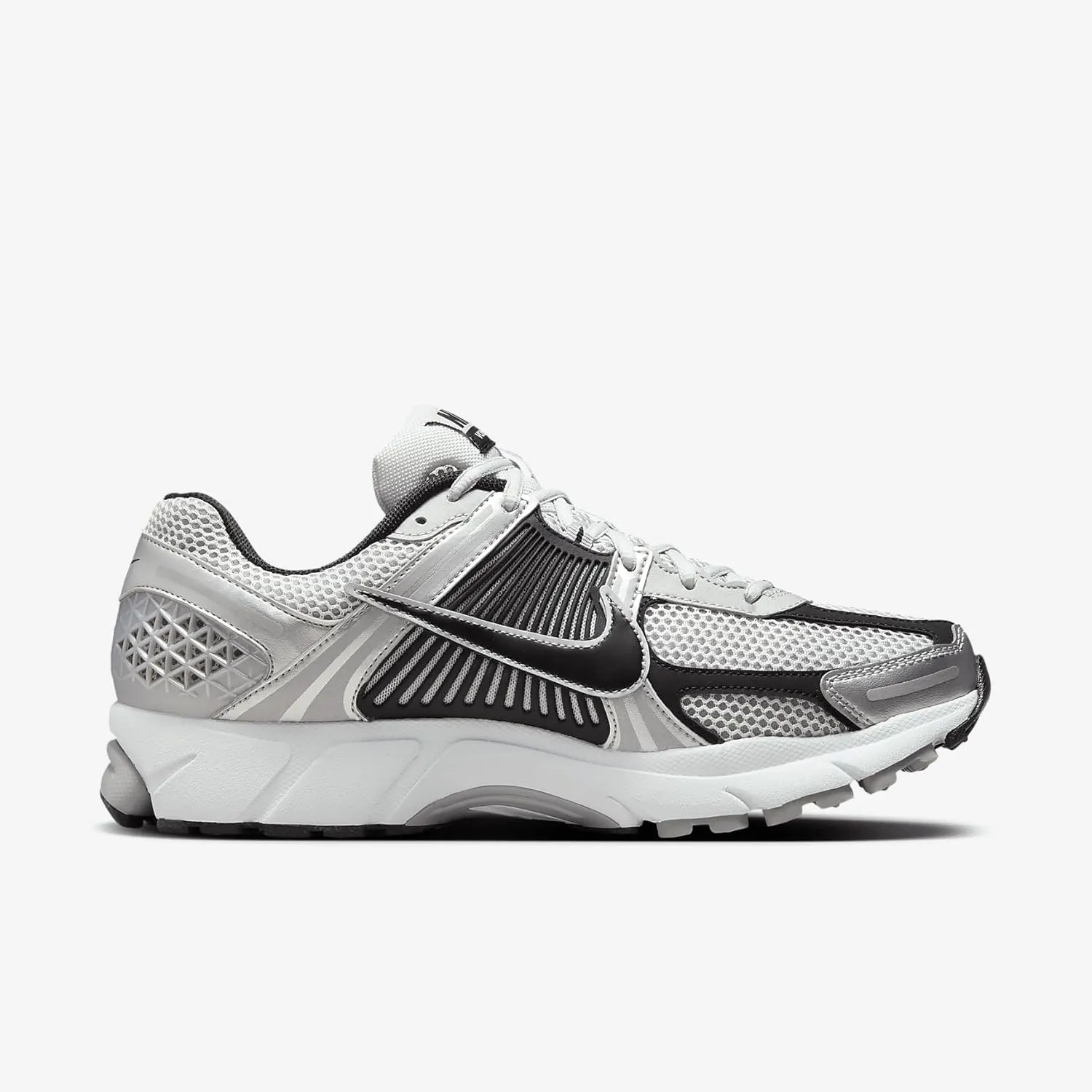 Nike Zoom Vomero 5 Men's Shoes