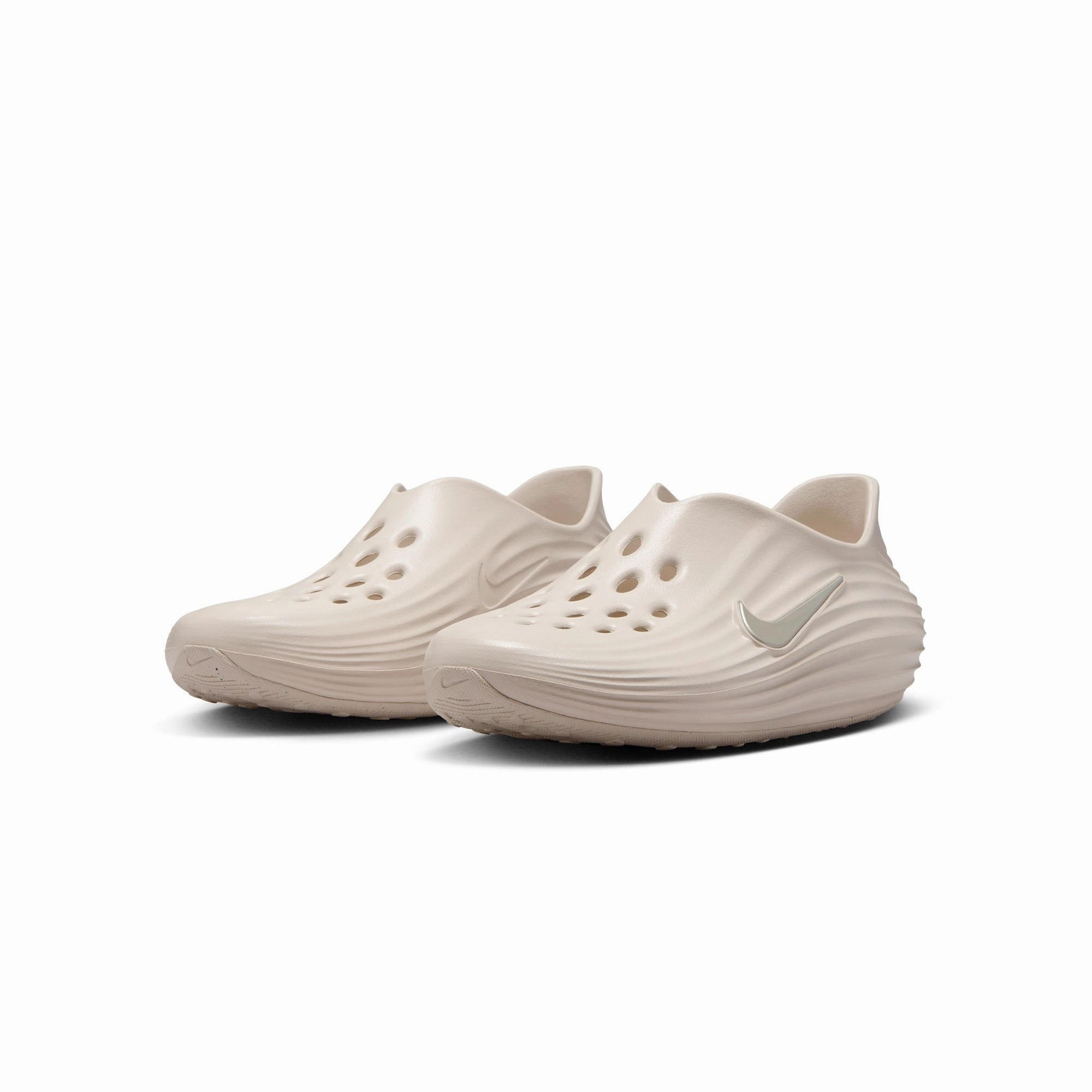 Nike Womens ReactX Rejuven8 Sandals running in old tracks shoes high - tech