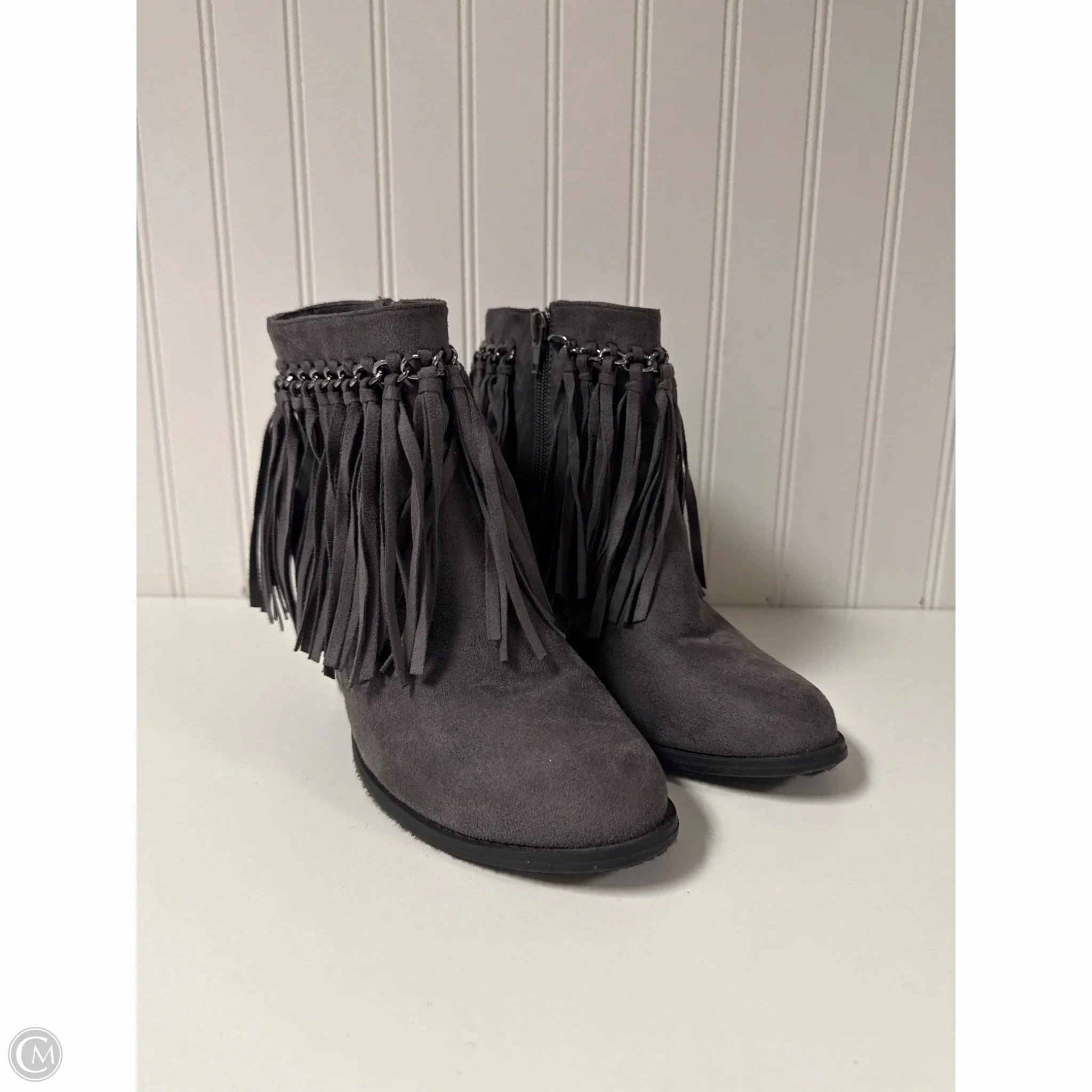 Breathable mesh Flexible Frame Weekend Wanderer Boots Ankle Heels By Pierre Dumas In Grey, Size: 7.5