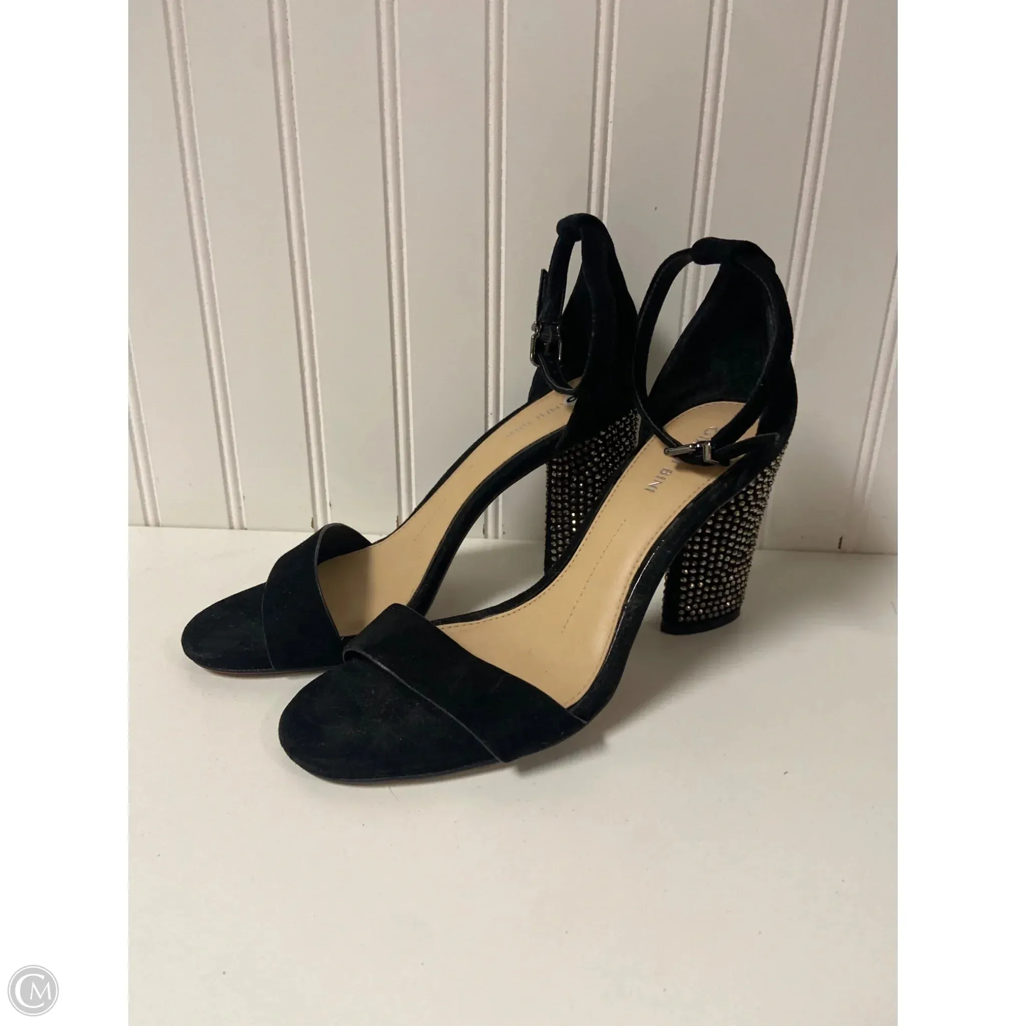 Classic White Heels Chic Sandals Shoes Heels Block By Gianni Bini In Black, Size: 8