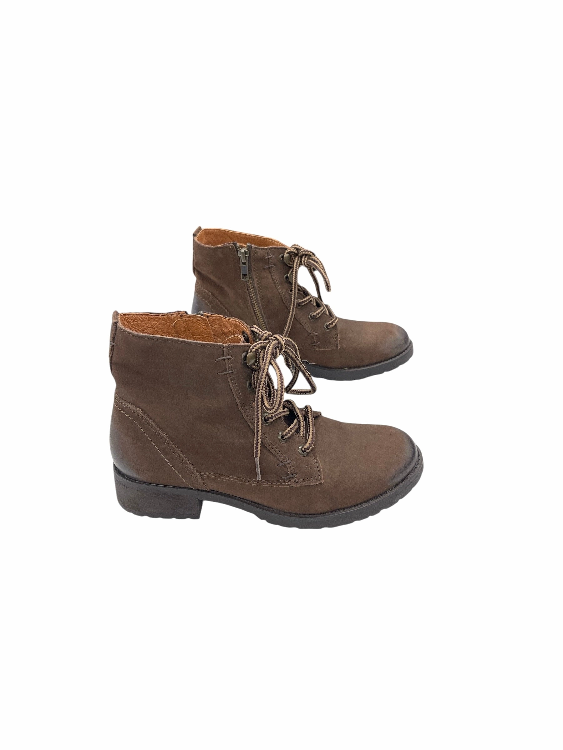 Ranch Wear Boots Ankle Flats By Steve Madden In Brown, Size: 7.5