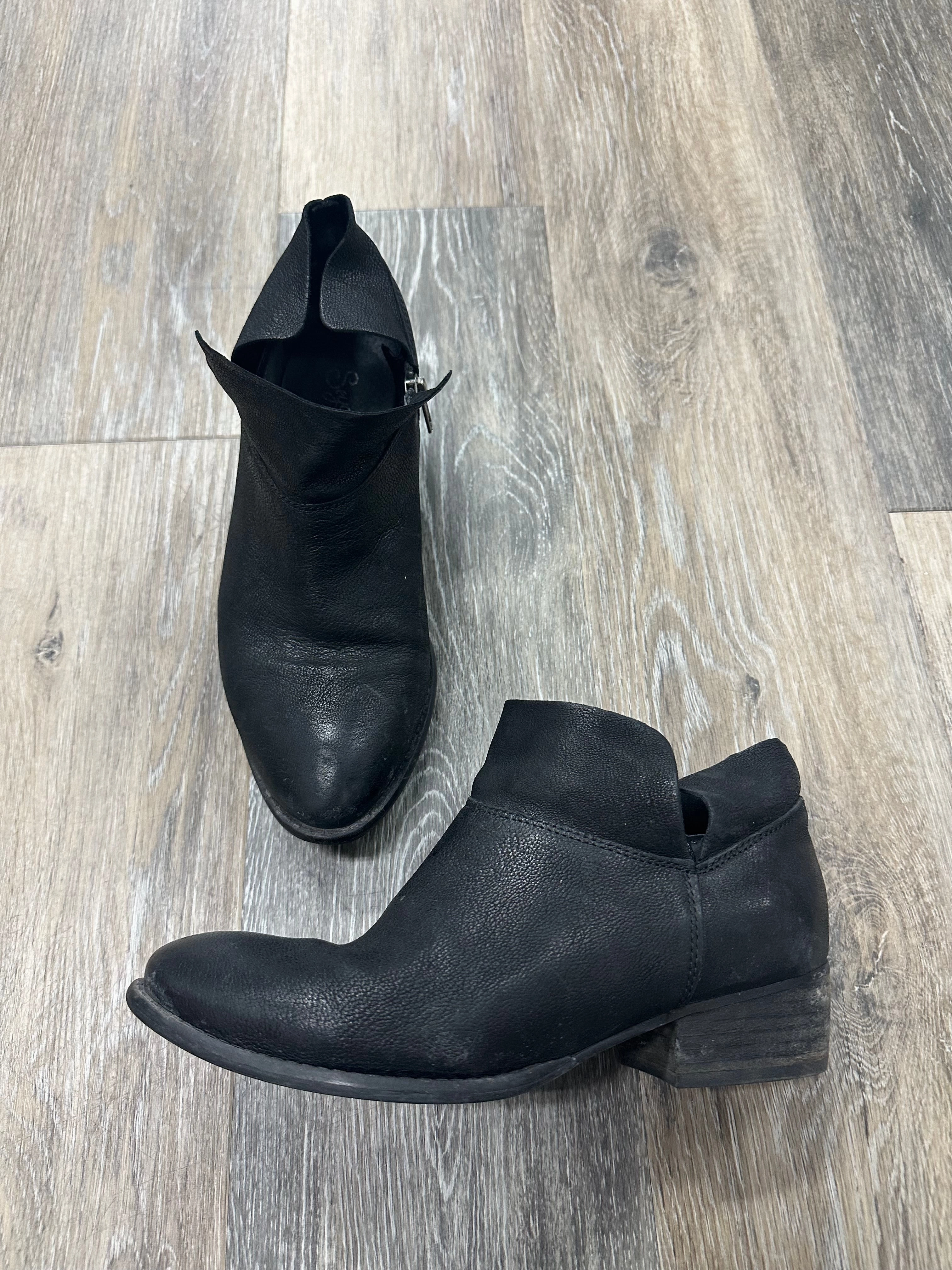 Boots Ankle Heels By Seychelles  Size: 6 Construction Ready