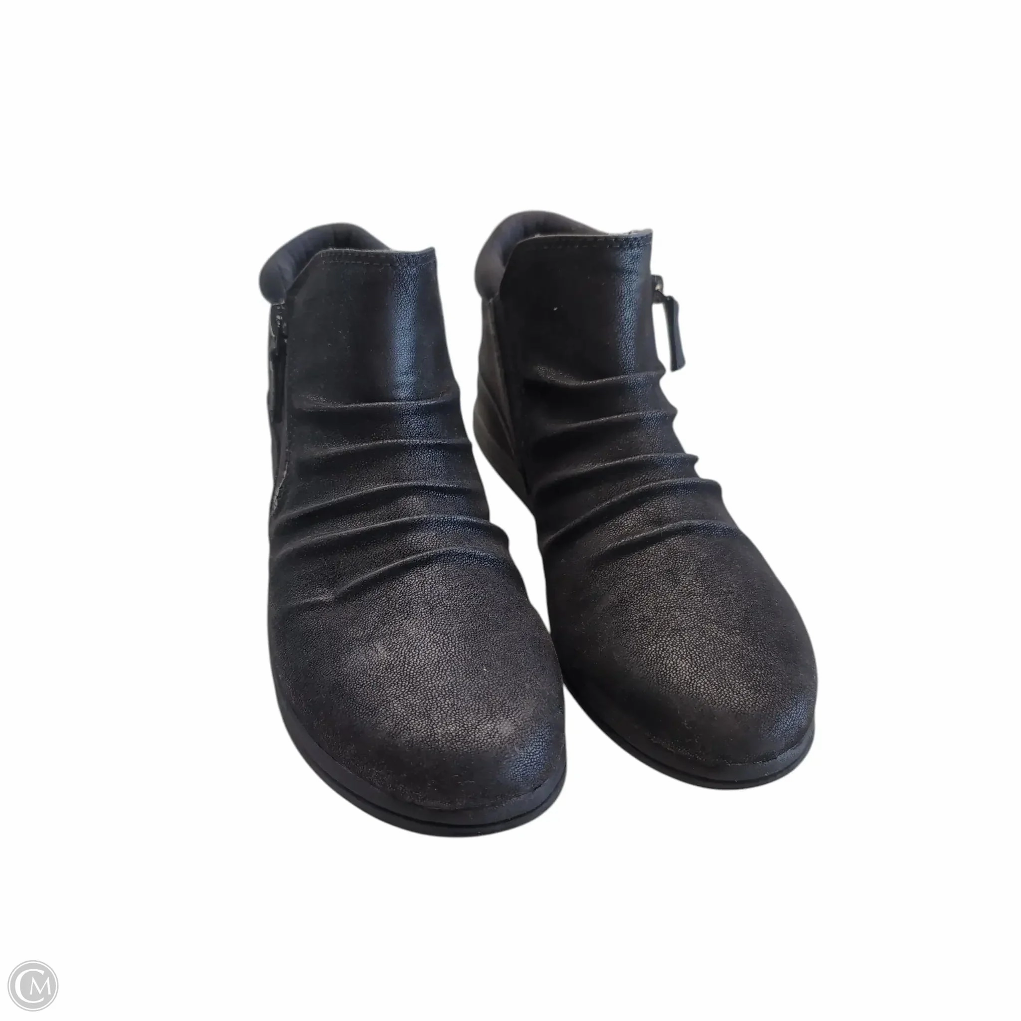 Seamless Interior Construction Flexible Frame Remote Hiking Boots Ankle Flats By Clarks In Black, Size: 8