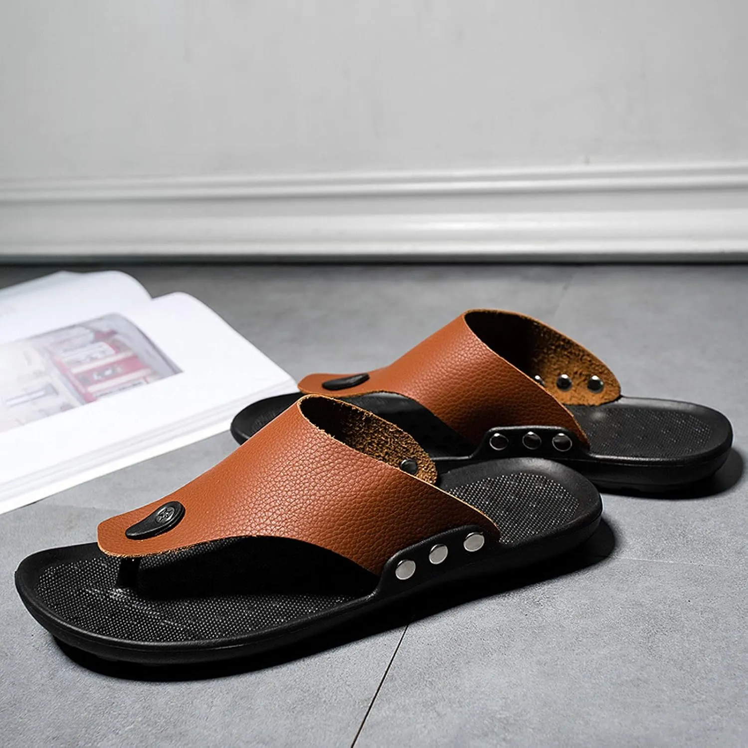 oiangi Men's Shoes Summer Leather Fashion Flip Flops Casual External Wear Beach Sandals