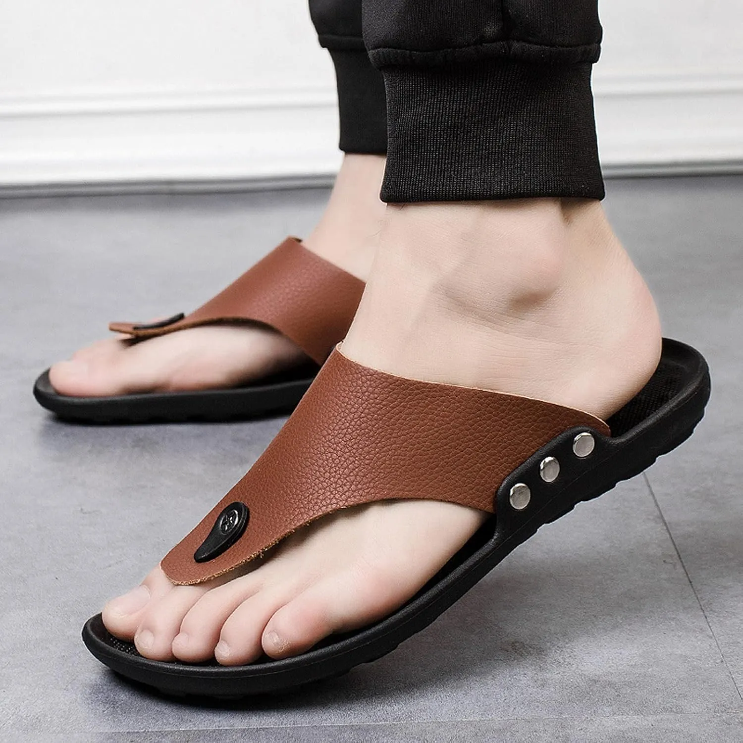 oiangi Men's Shoes Summer Leather Fashion Flip Flops Casual External Wear Beach Sandals
