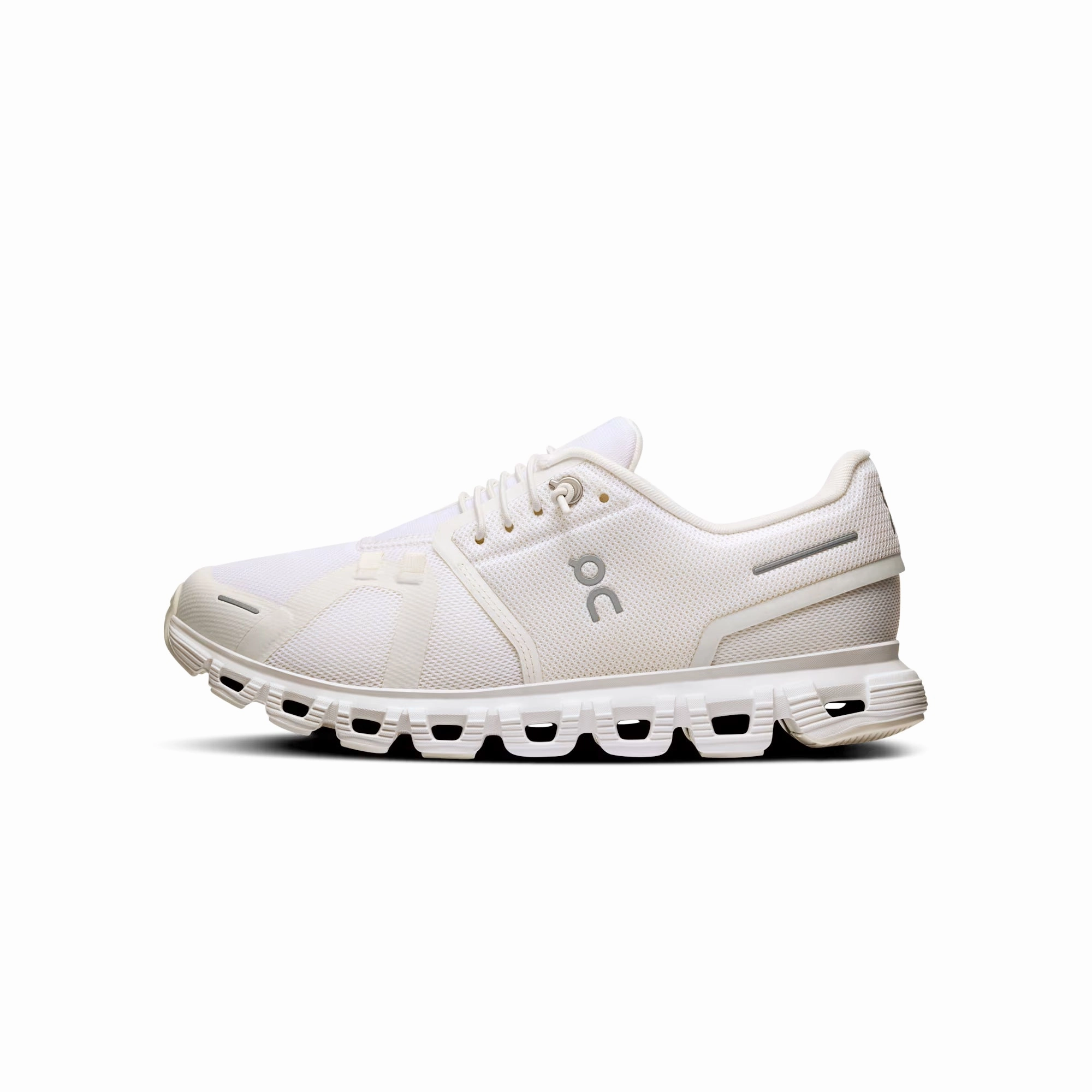 On Running Womens Cloud 6 Shoes Enhanced comfort Vegan Friendly Material