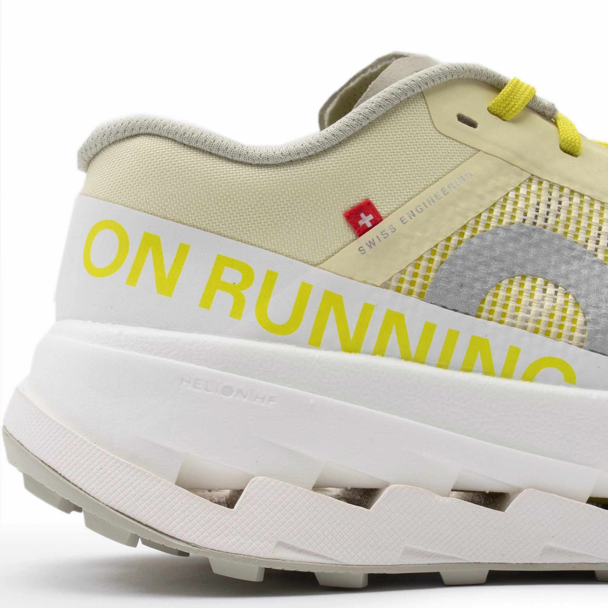On Running Womens Cloudultra 3 Shoes Flexible forefoot running with backpack shoes