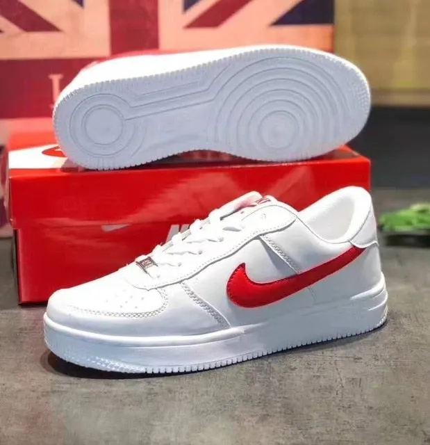 Original  Fashion High-top  Air Force 1 AF1 Men's Skateboarding Shoes Sports Wear Resistant Outdoor Women Sneakers