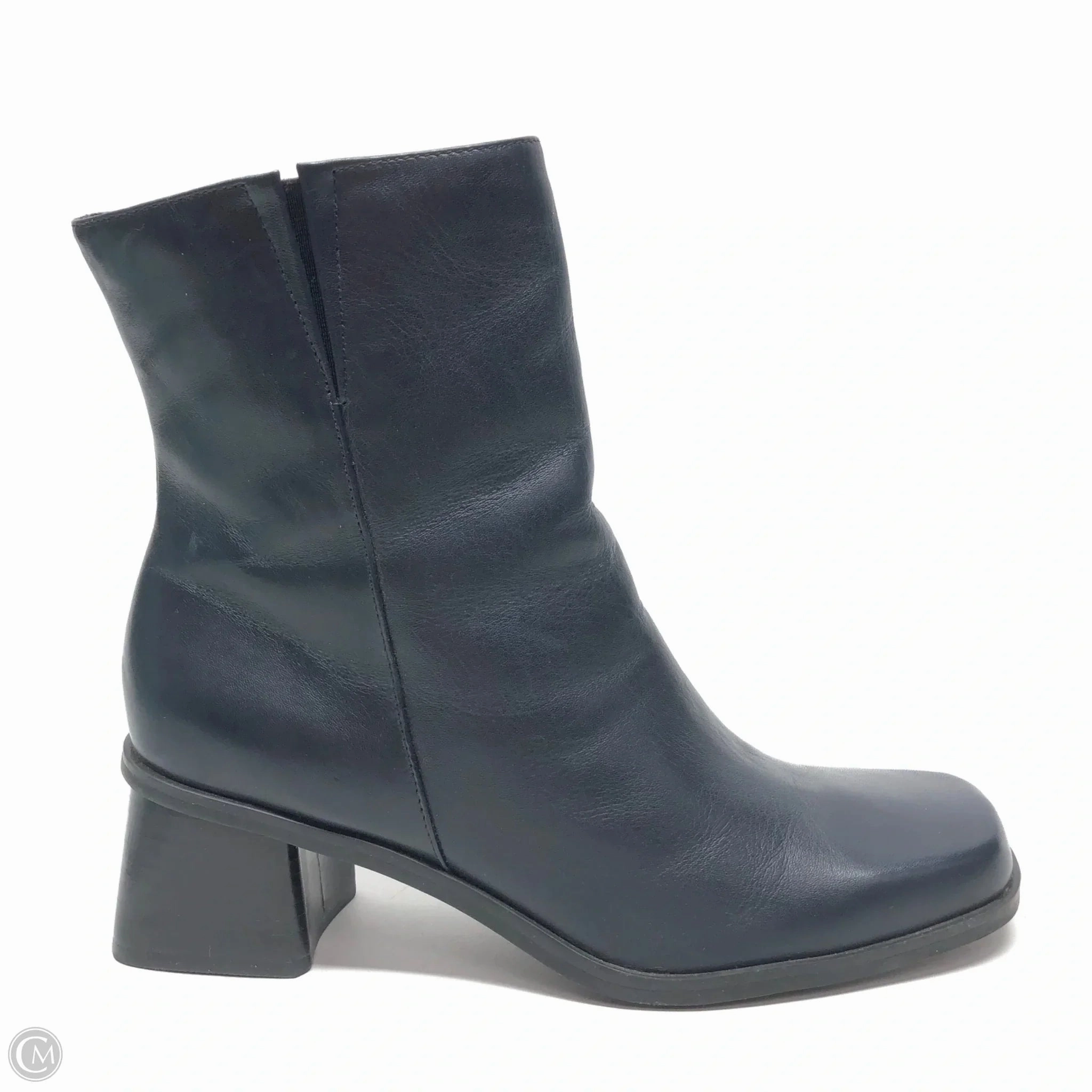 Boots Ankle Heels By Naturalizer In Navy, Size: 8.5 Rugged Built Outdoor Trek Airport Look