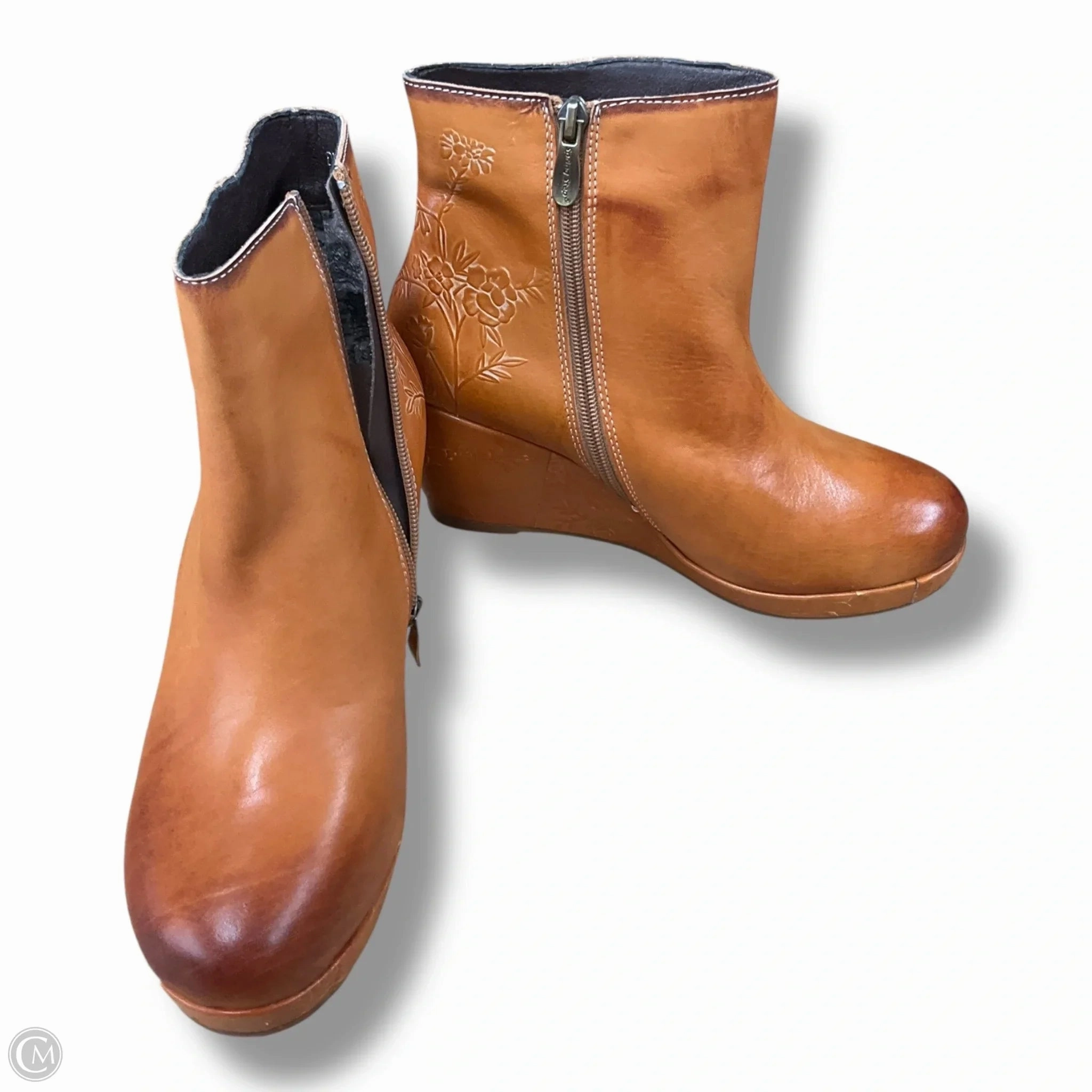 Boots Ankle Heels By Clothes Mentor In Tan, Size: 9 Slip Resistant Outdoor Trek Construction Ready