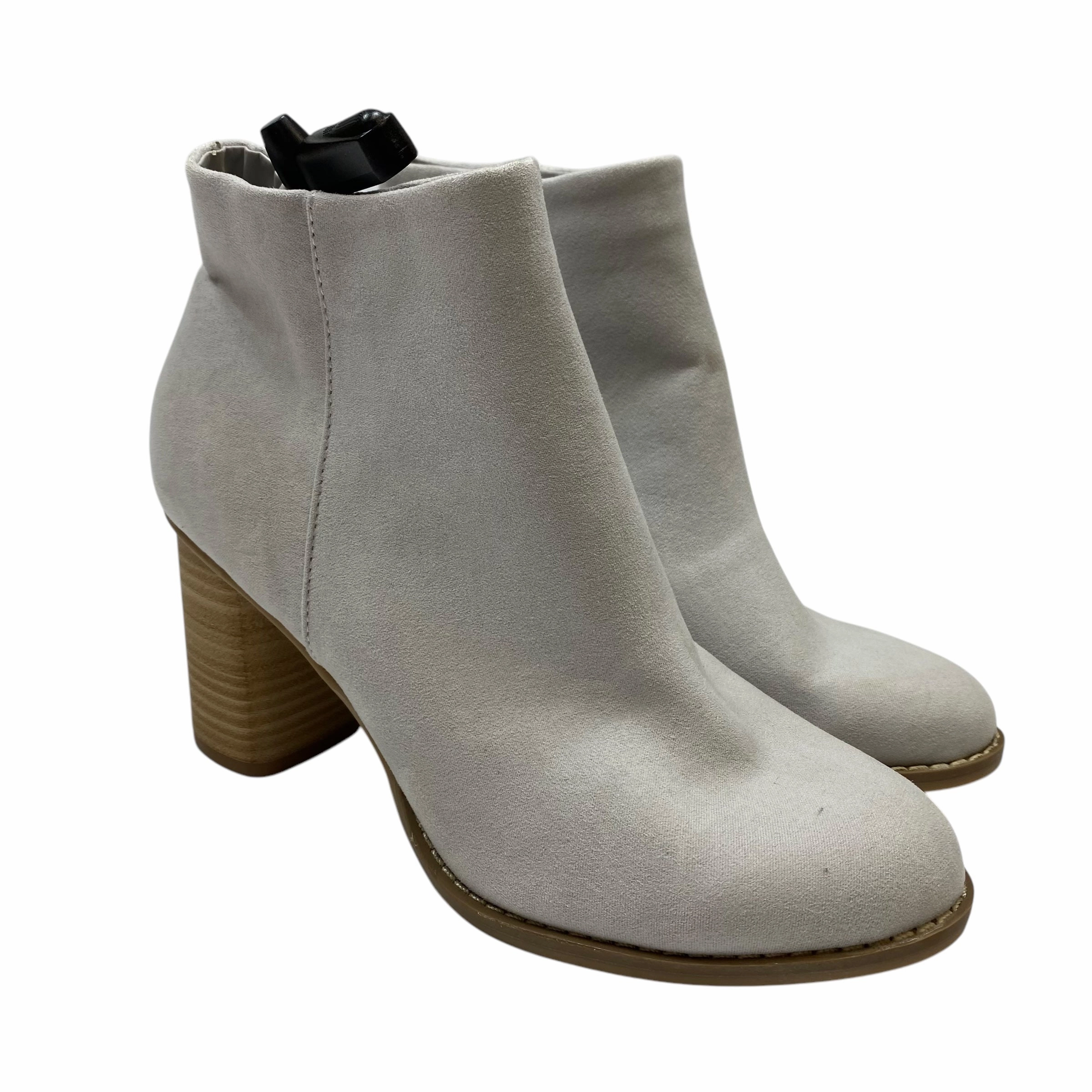 Snow protection Heavy Grip Boots Ankle Heels By Dolce Vita In Grey, Size: 6.5