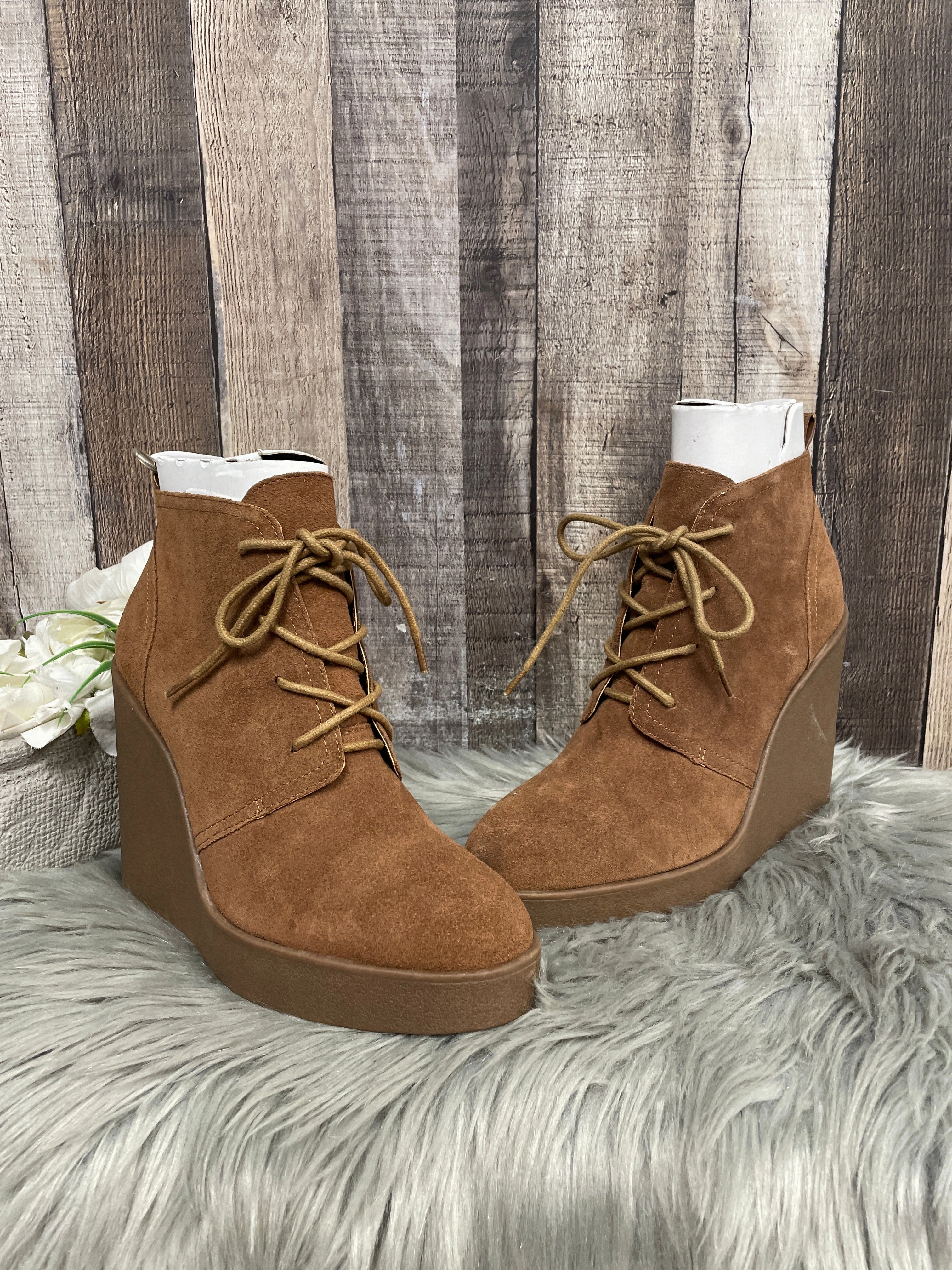 Boots Ankle Heels By Jessica Simpson In Tan, Size: 10 Construction Ready