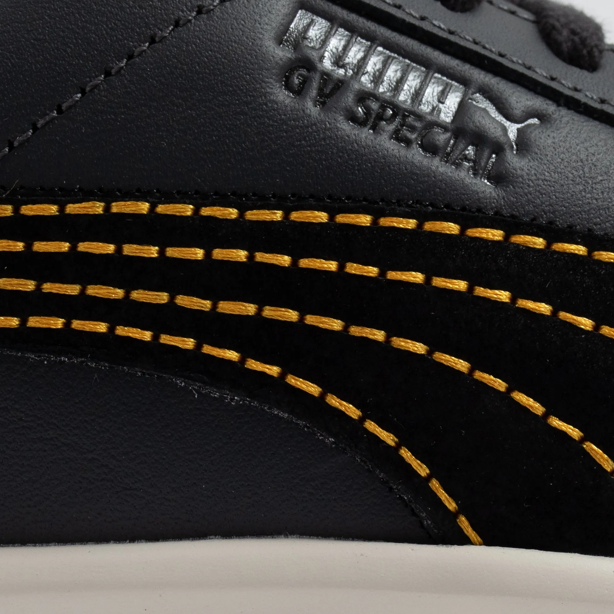 running in the rain Core Balance Puma x Feature Mens GV Special Lonely Road Shoes