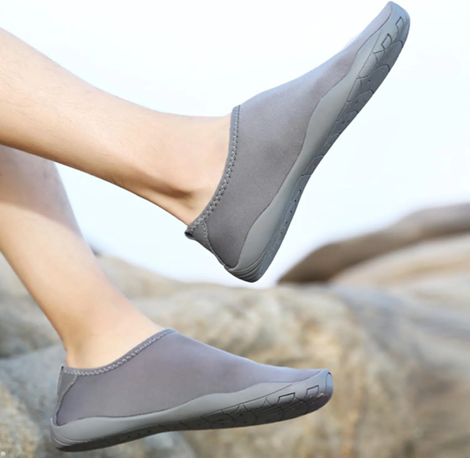 Quick Dry Water Shoes for Barefoot Beach Swim Pool Aqua Socks Womens Mens Outdoor Sports Hiking Surf Kayaking Yoga Exercise Shoes