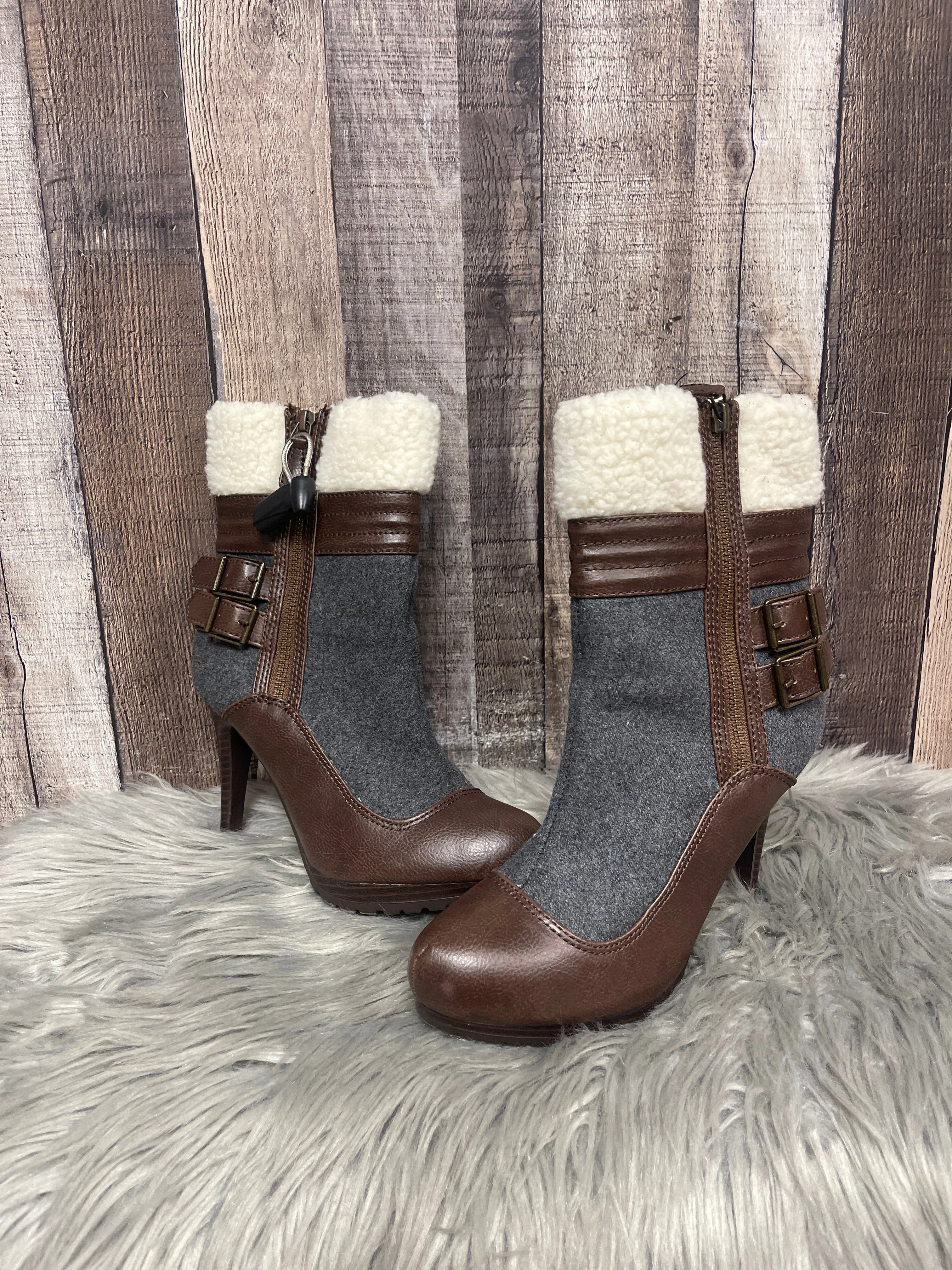 Boots Ankle Heels By Elle In Multi-colored, Size: 7.5 Enhanced grip Protective Finish Functional Minimalist