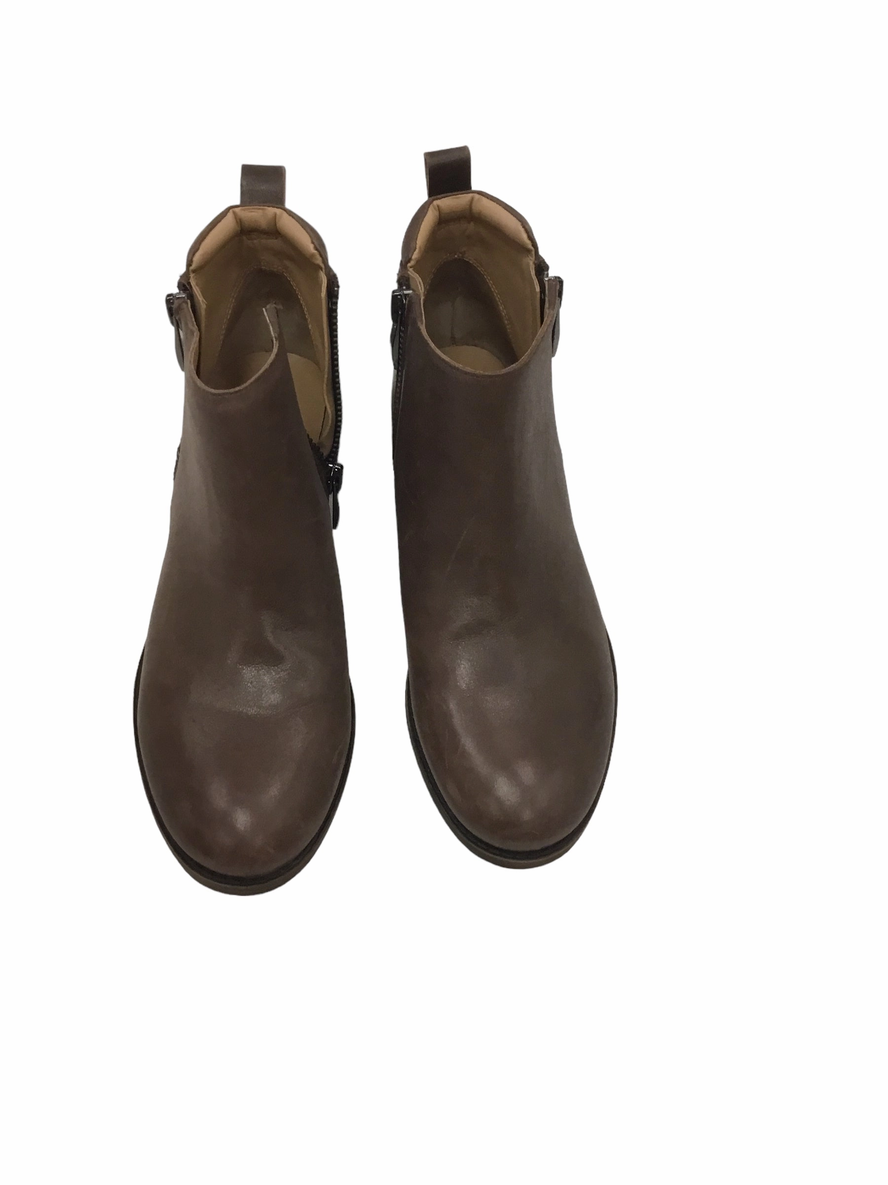 Durable Tread Pattern Boots Ankle Flats By Franco Sarto  Size: 6.5