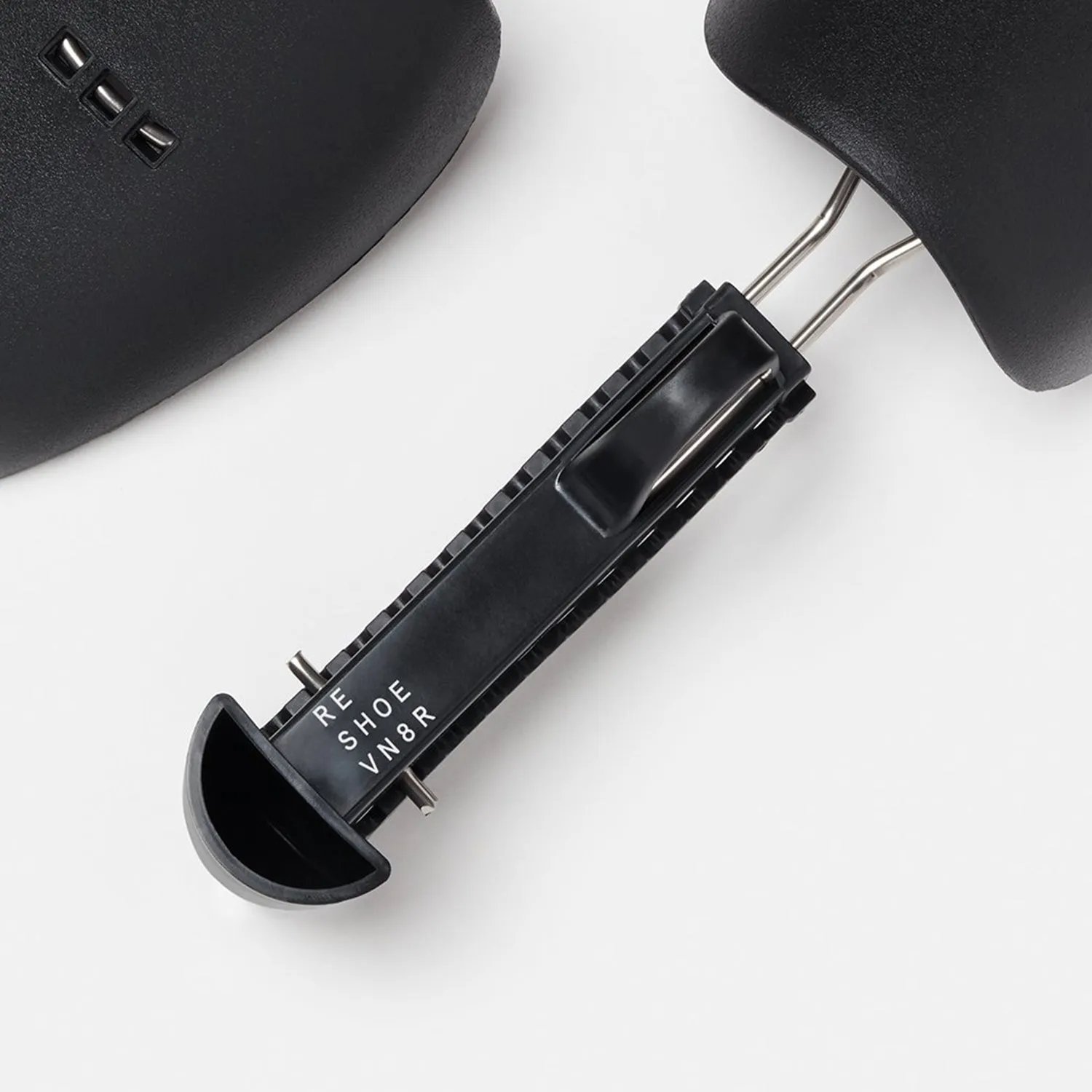 Reshoevn8r Shoe Trees