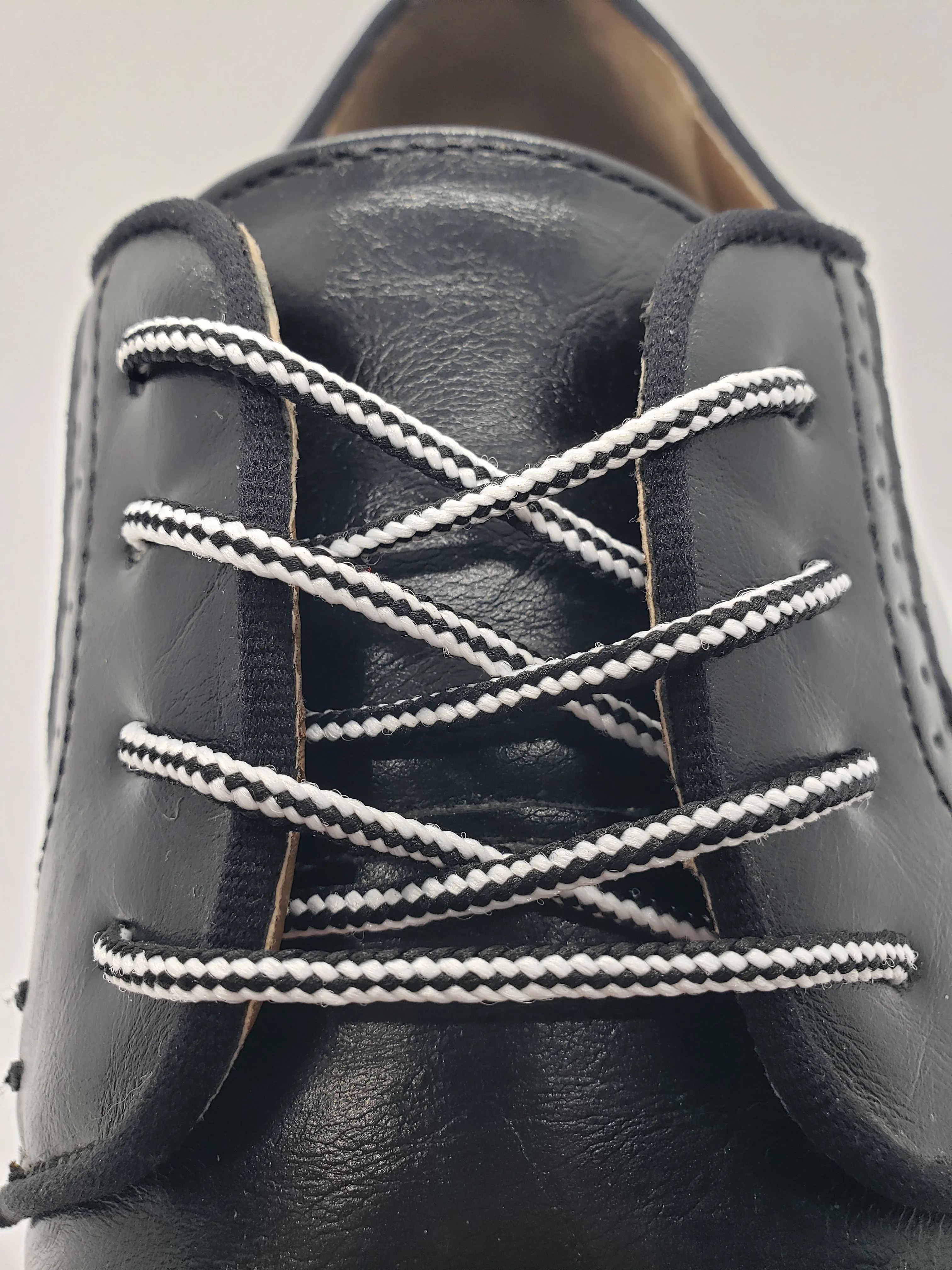 Round Striped Dress Shoelaces - Black and White