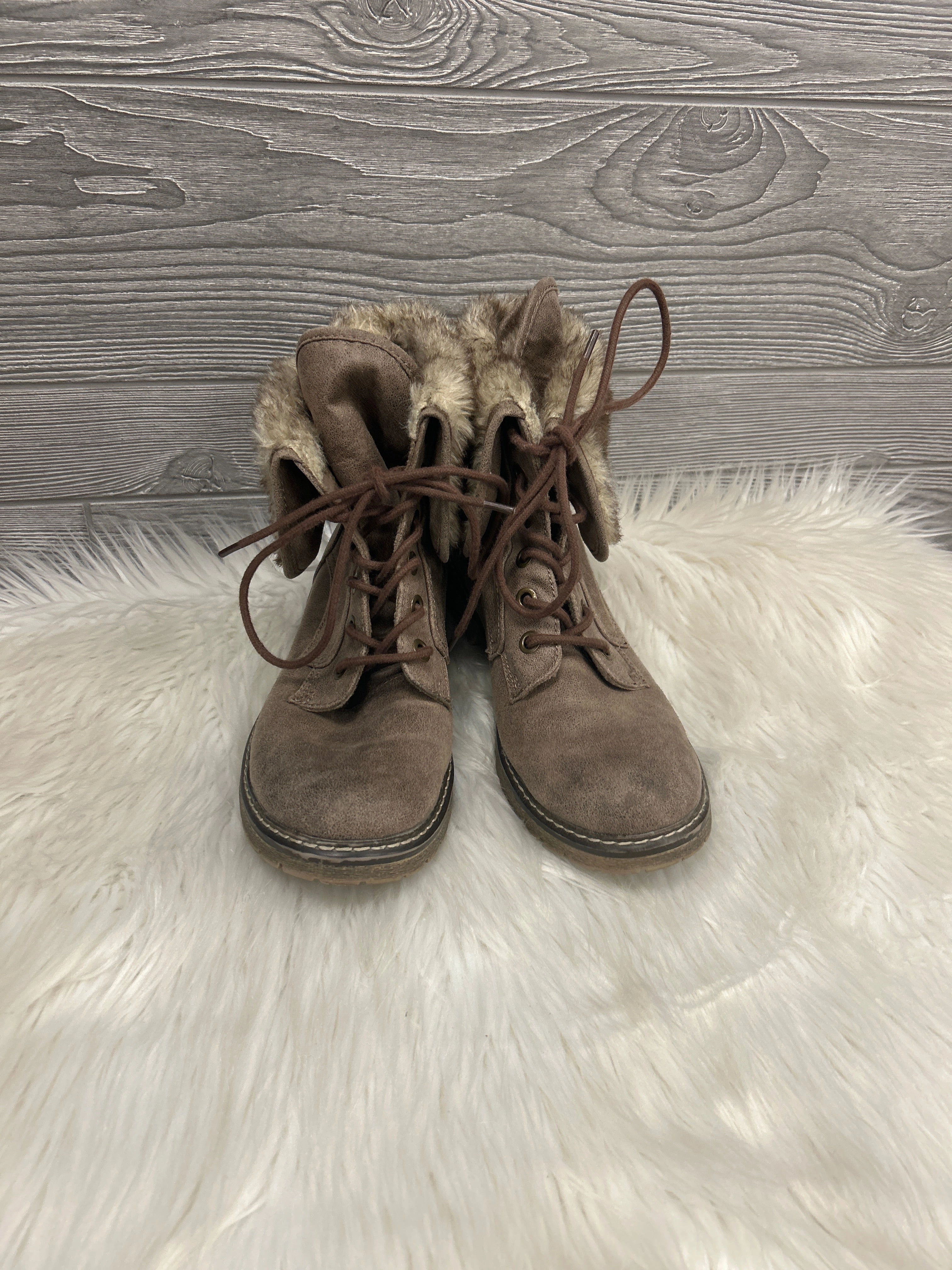 Coffee Shop Boots Ankle Flats By Mossimo In Brown, Size: 9