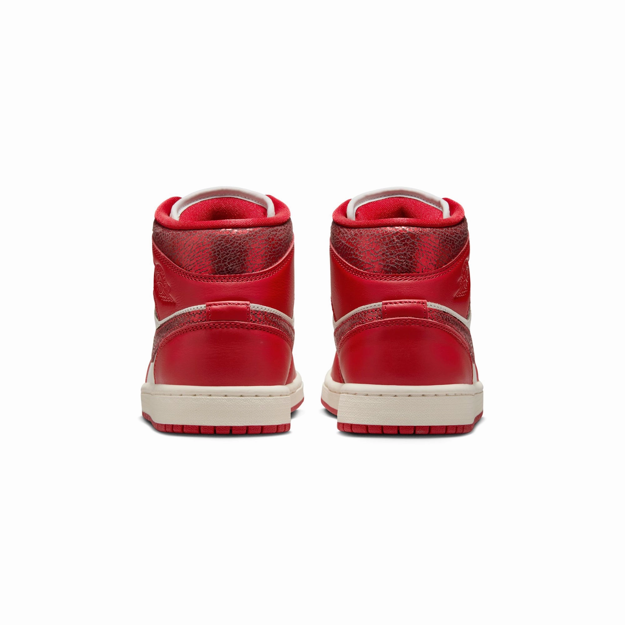 Temperature Regulating Material mountain biking shoes Air Jordan 1 Womens Mid SE Shoes