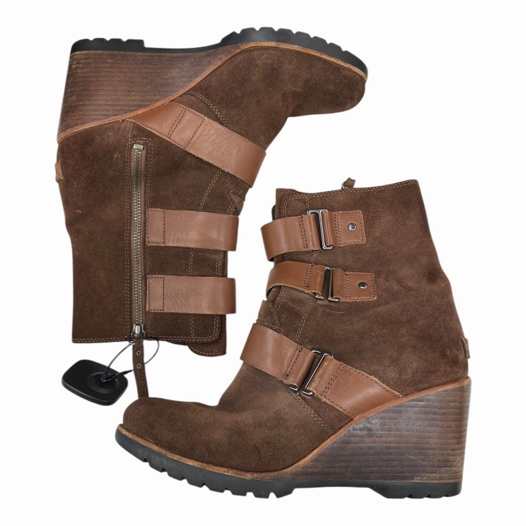 Non Slip Molded Arch Contour BOOTS ANKLE HEELS by SOREL In BROWN, Size: 9.5
