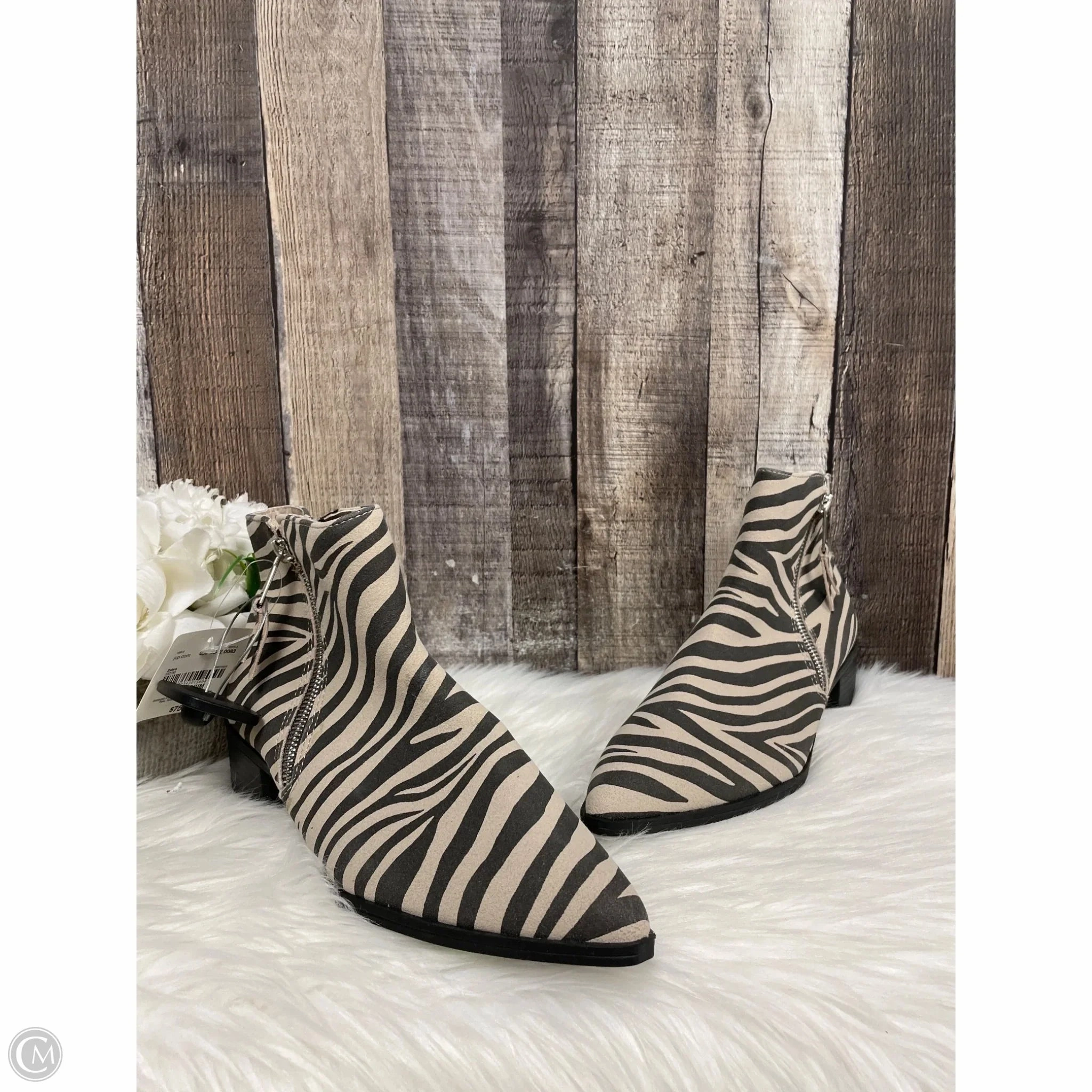 Snow Activity Boots Ankle Heels By Worthington In Zebra Print, Size: 8.5