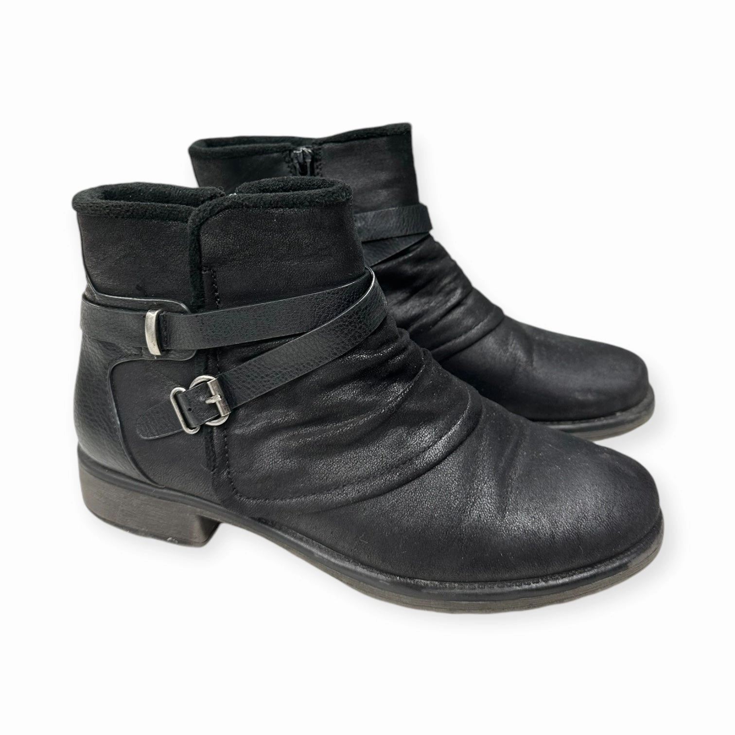 Boots Ankle Flats By Bare Traps In Black, Size: 8.5 Cushioned Step Winter Walker