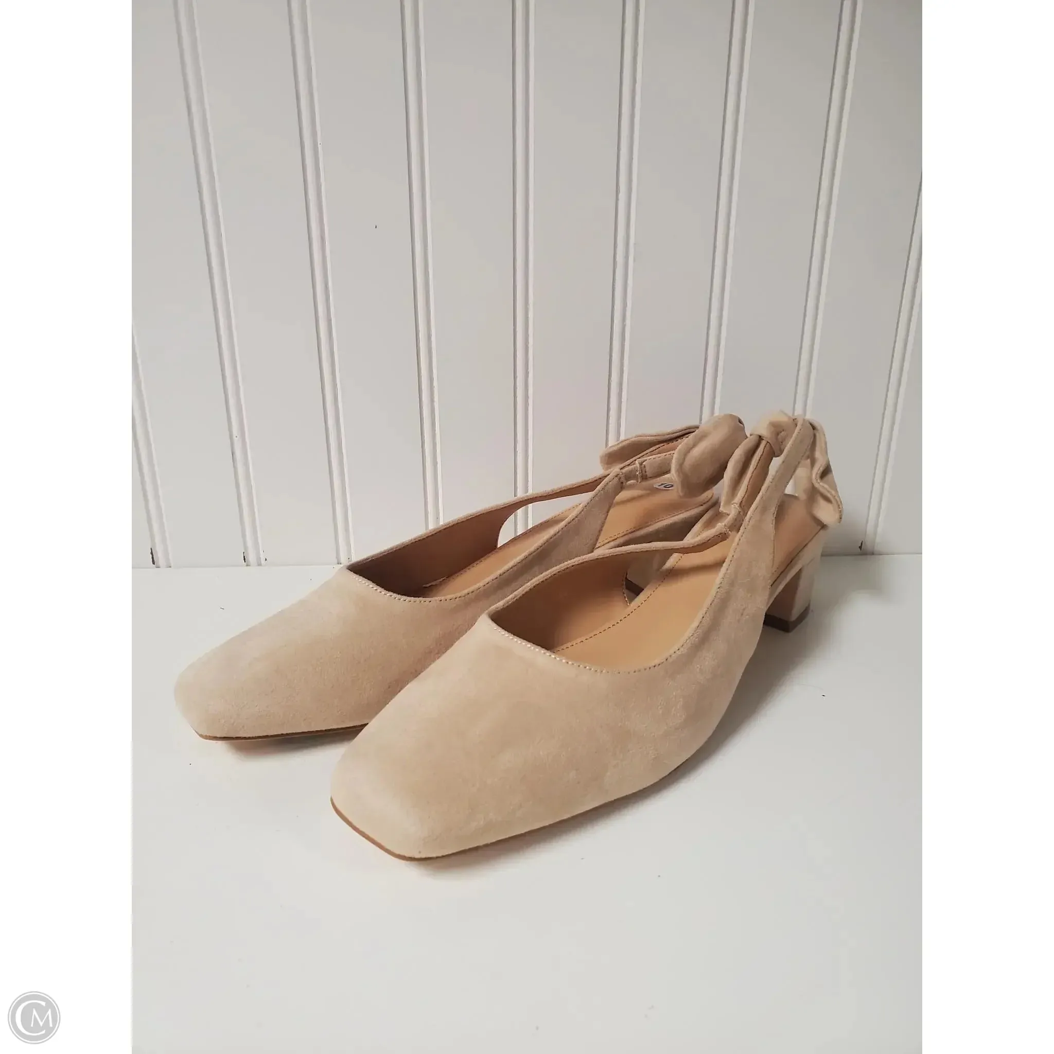Lace-Up Heels Pointed Toe Shoes Heels Block By Clothes Mentor In Beige, Size: 10