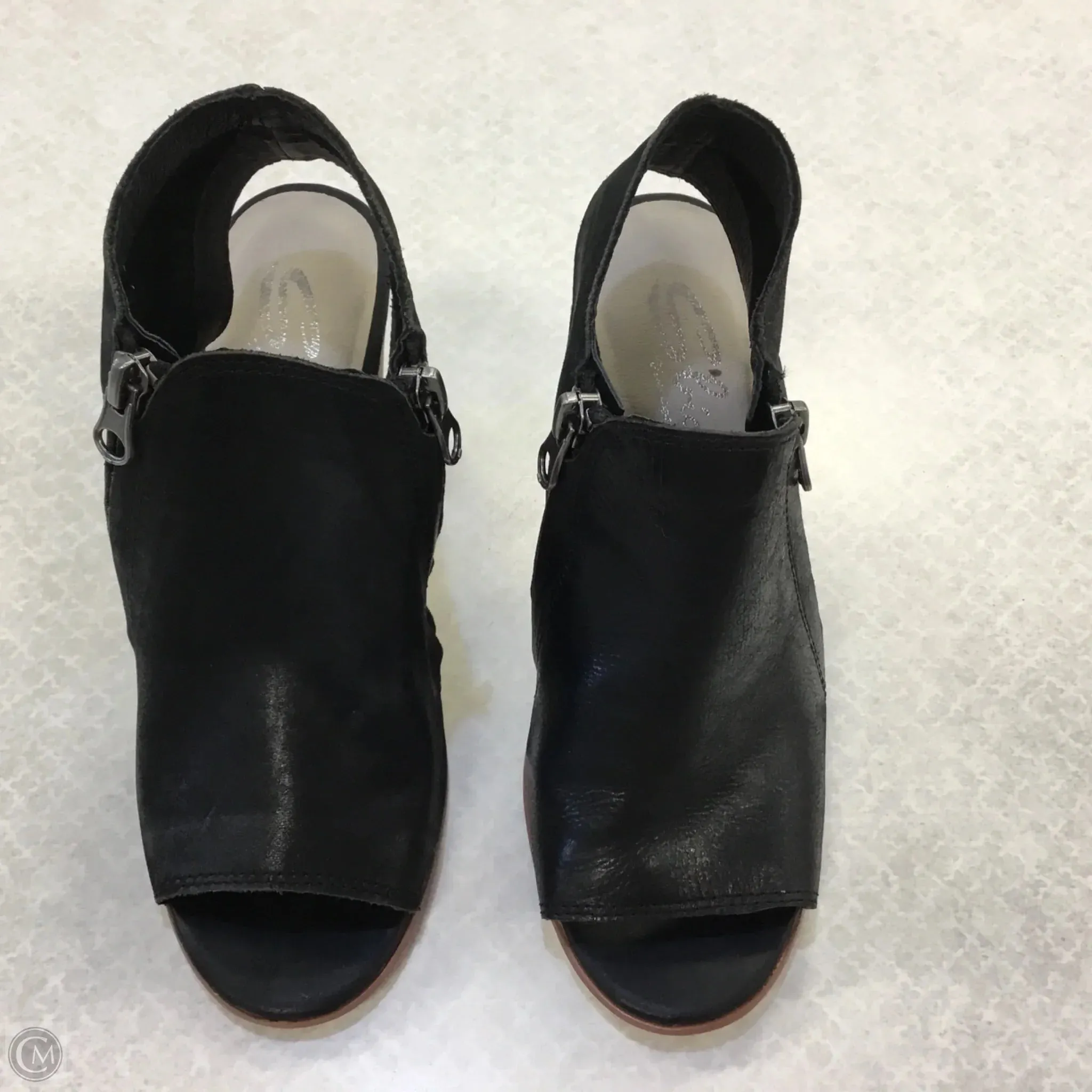 Shoes Heels Block By Clothes Mentor In Black & Brown, Size: 6 Chic Shoes Leather Heeled Sandals