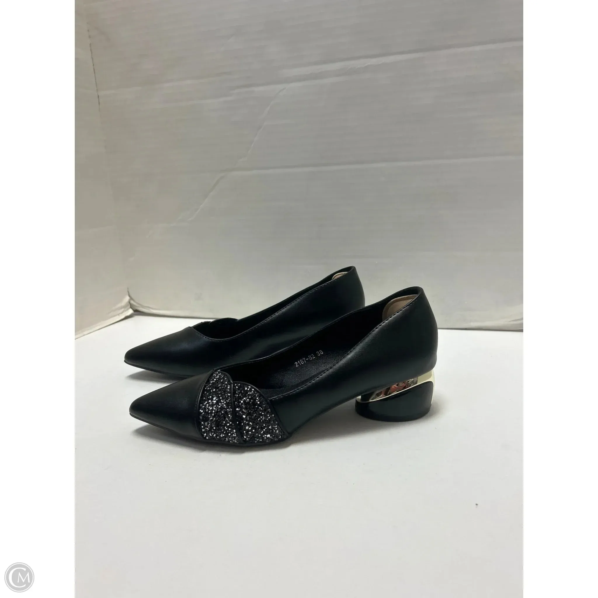 Simple Accent Soft Leather Shoes Heels Block By Clothes Mentor In Black, Size: 7.5