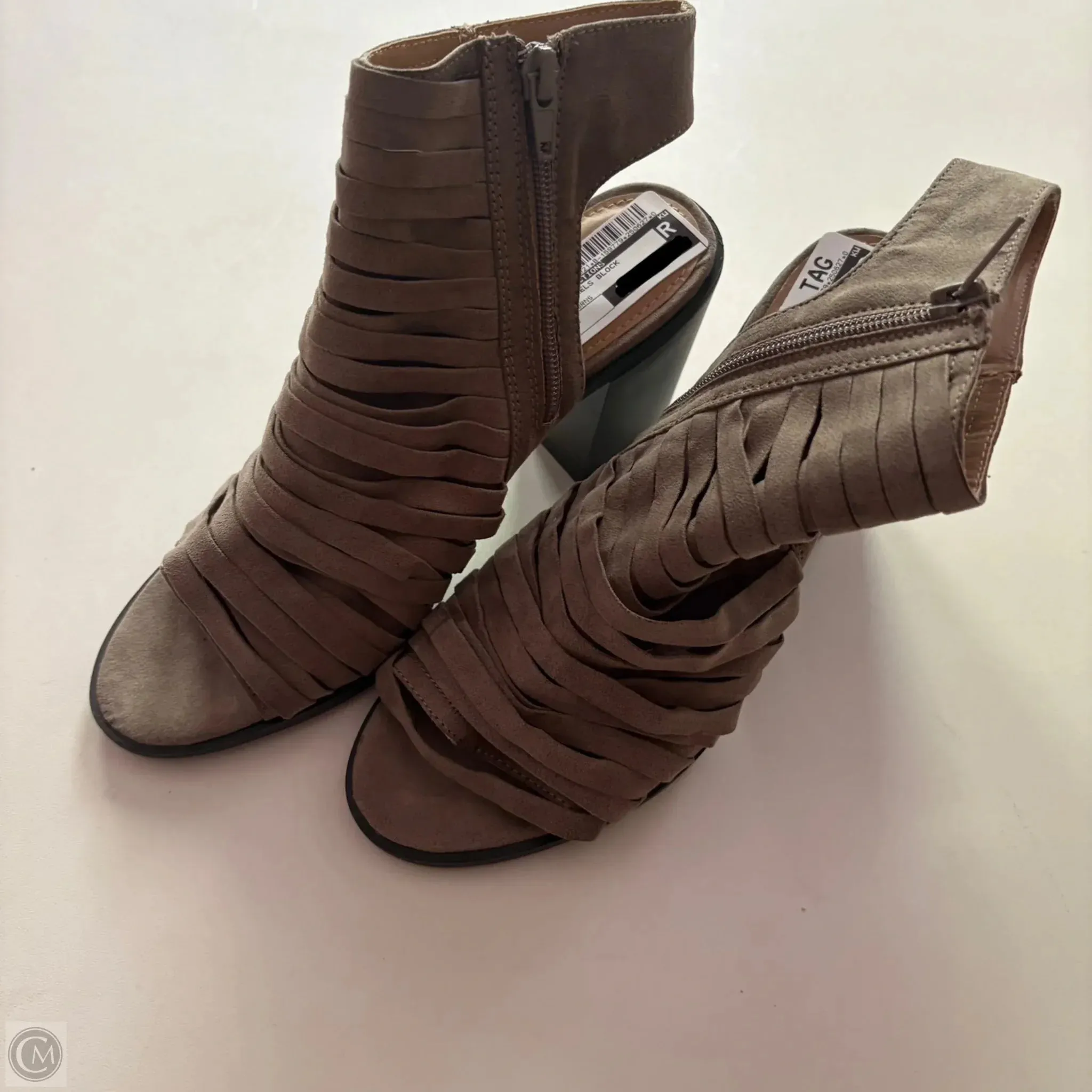 Slip-Resistant Heels Casual Pumps Shoes Heels Block By New Directions In Brown, Size: 8